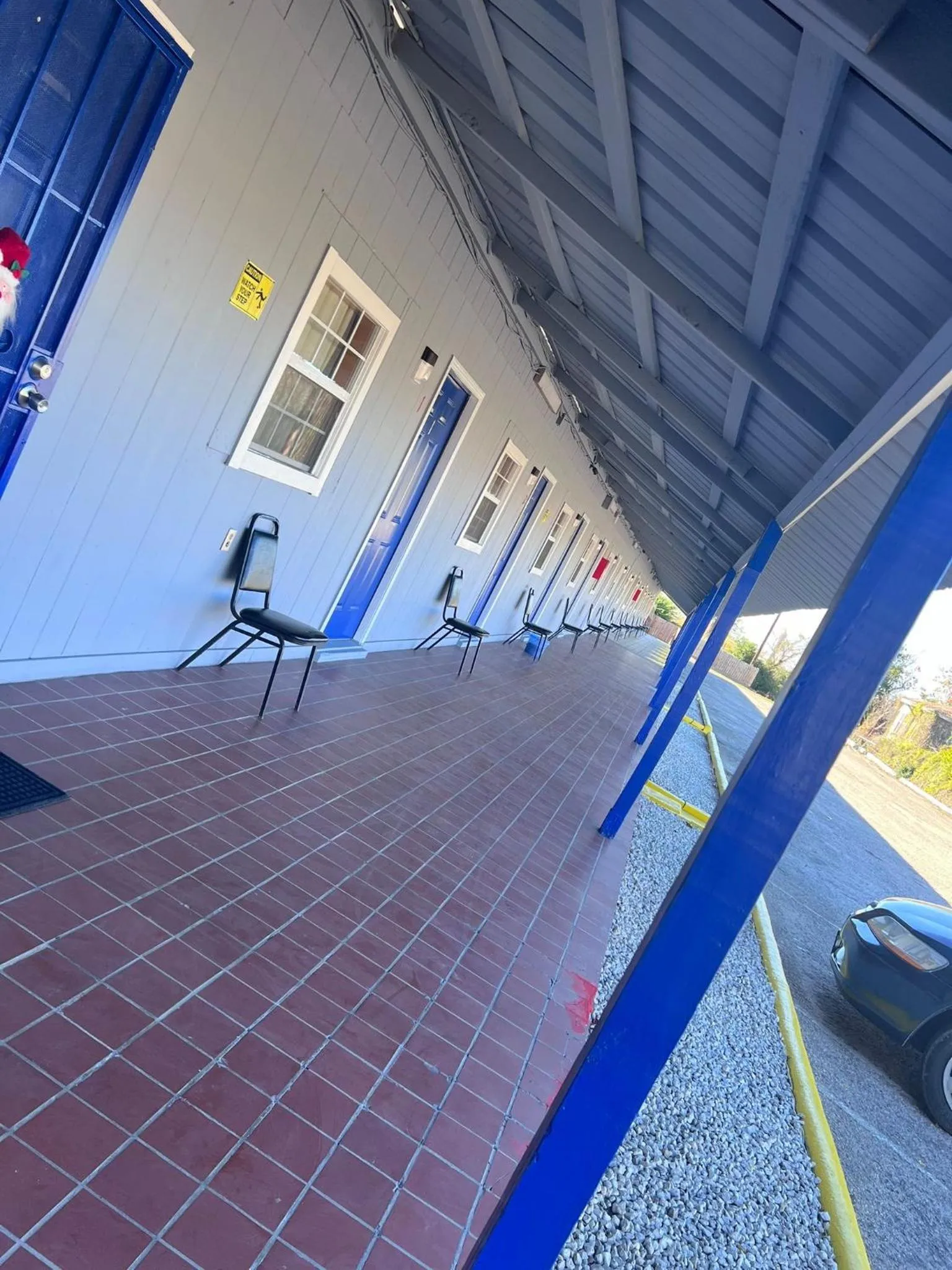 Property building in Budget Inn