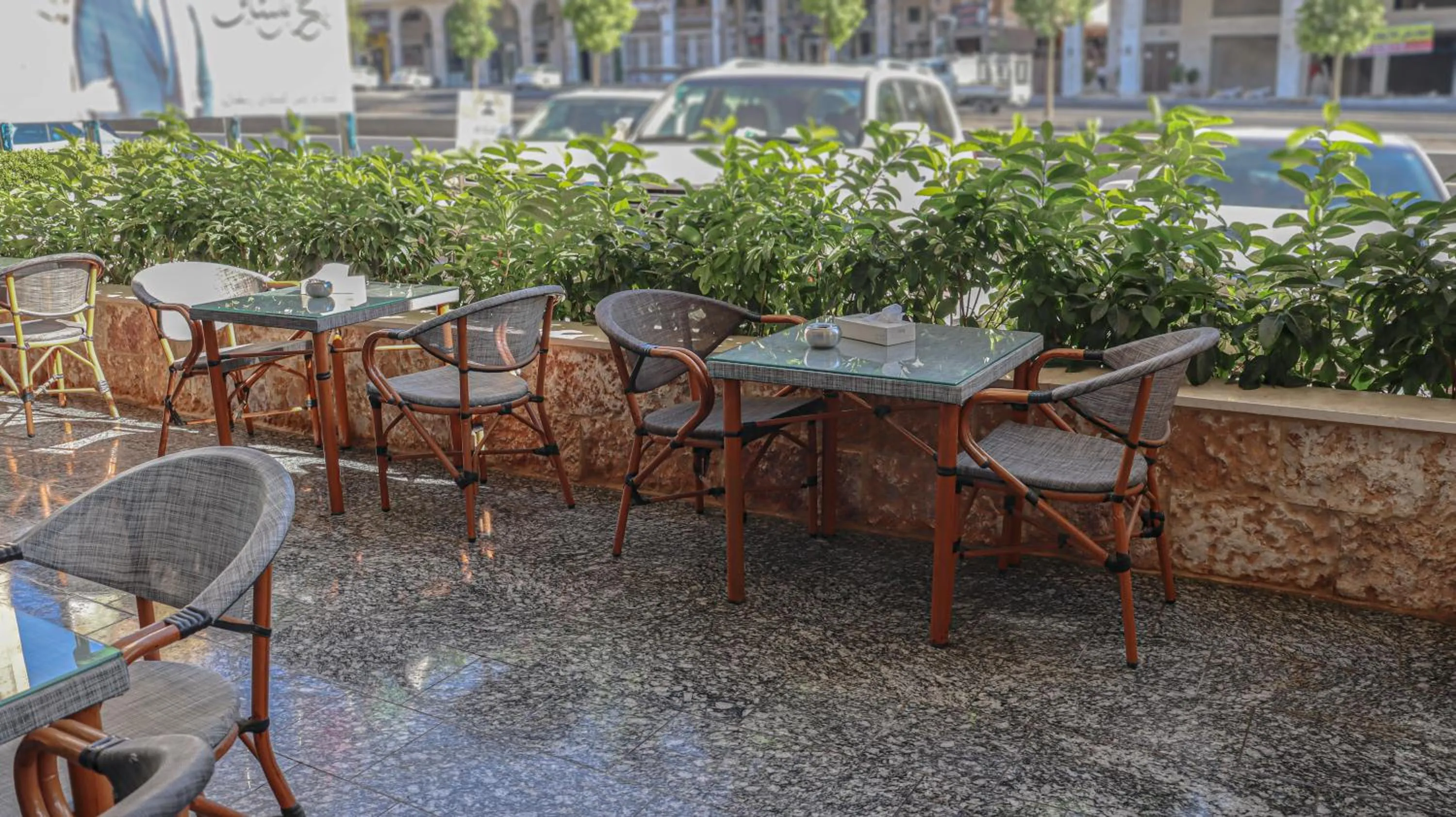 Restaurant/places to eat in Rival Hotel Amman