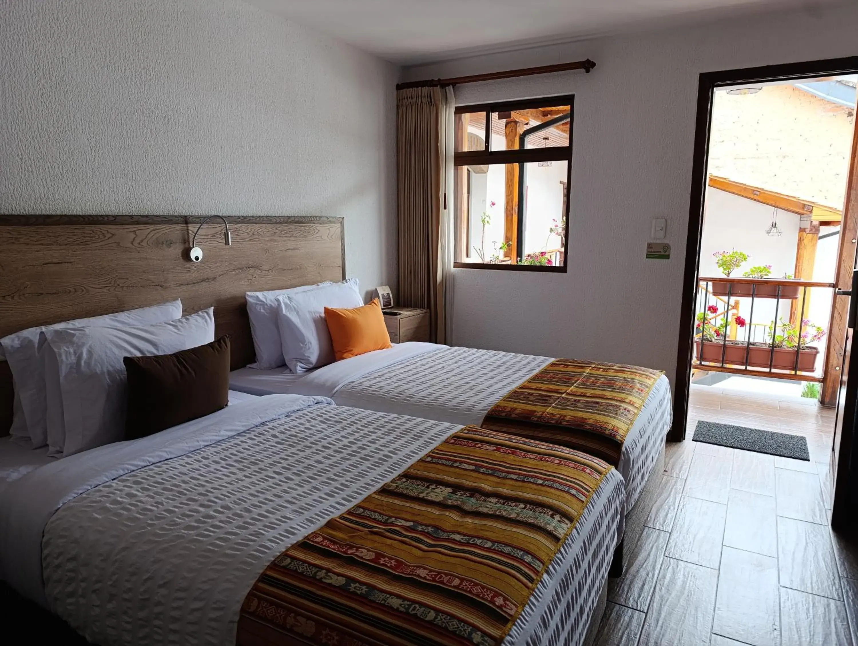 Standard Twin Room with Mountain View in Casona Tobar Hotel Standard Twin Room with Mountain View in Casona Tobar Hotel
