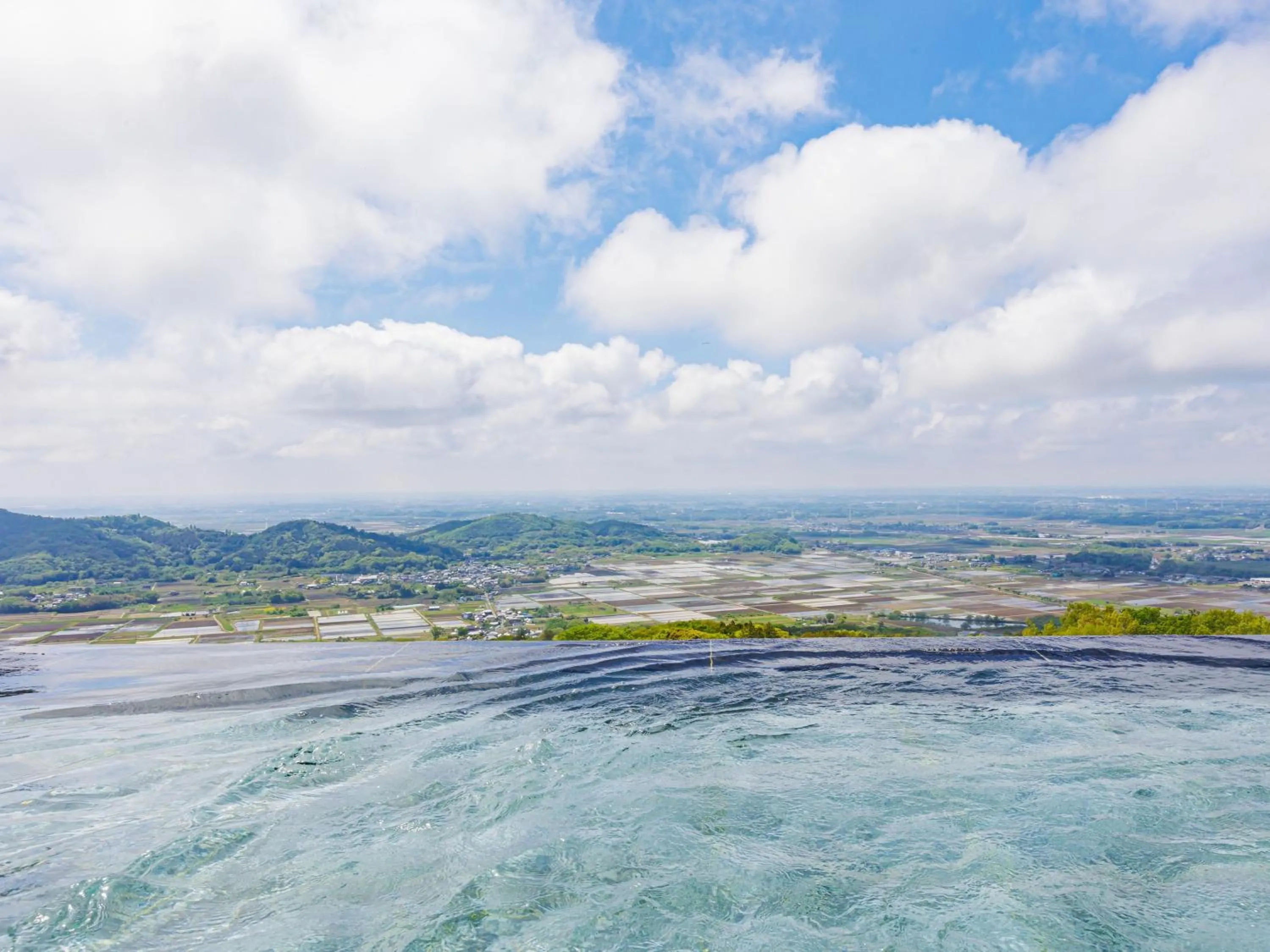 Open Air Bath in Kamenoi Hotel Tsukubasan