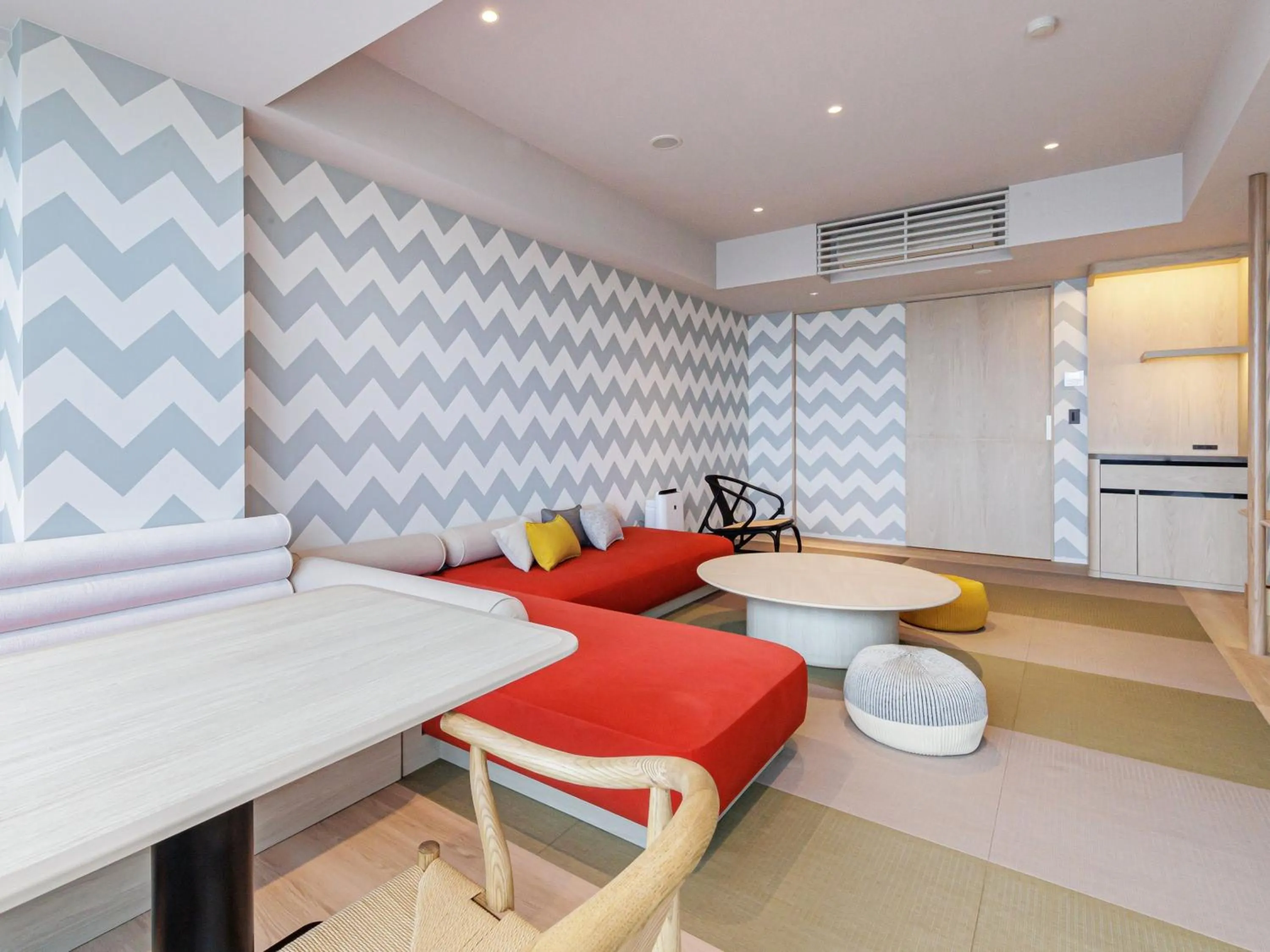 Photo of the whole room in Kamenoi Hotel Tsukubasan