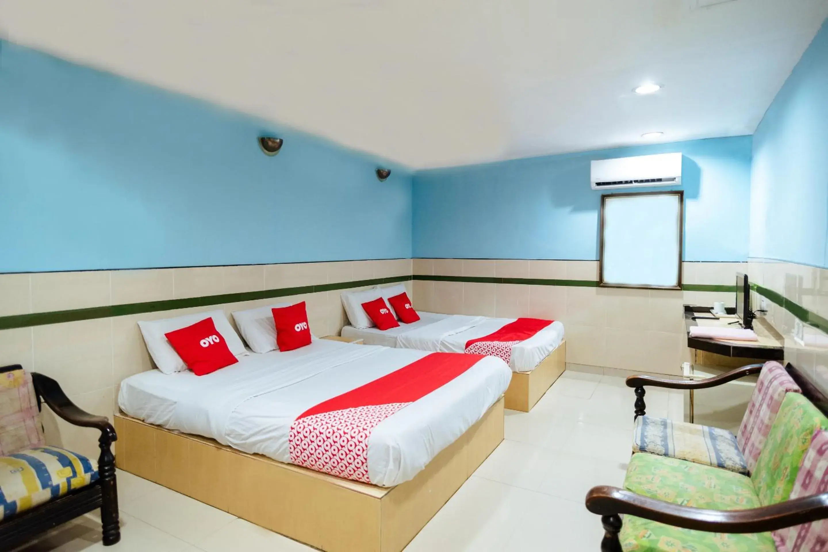 Bedroom, Bed in Hotel O Milion Inn Bedroom, Bed in Hotel O Milion Inn