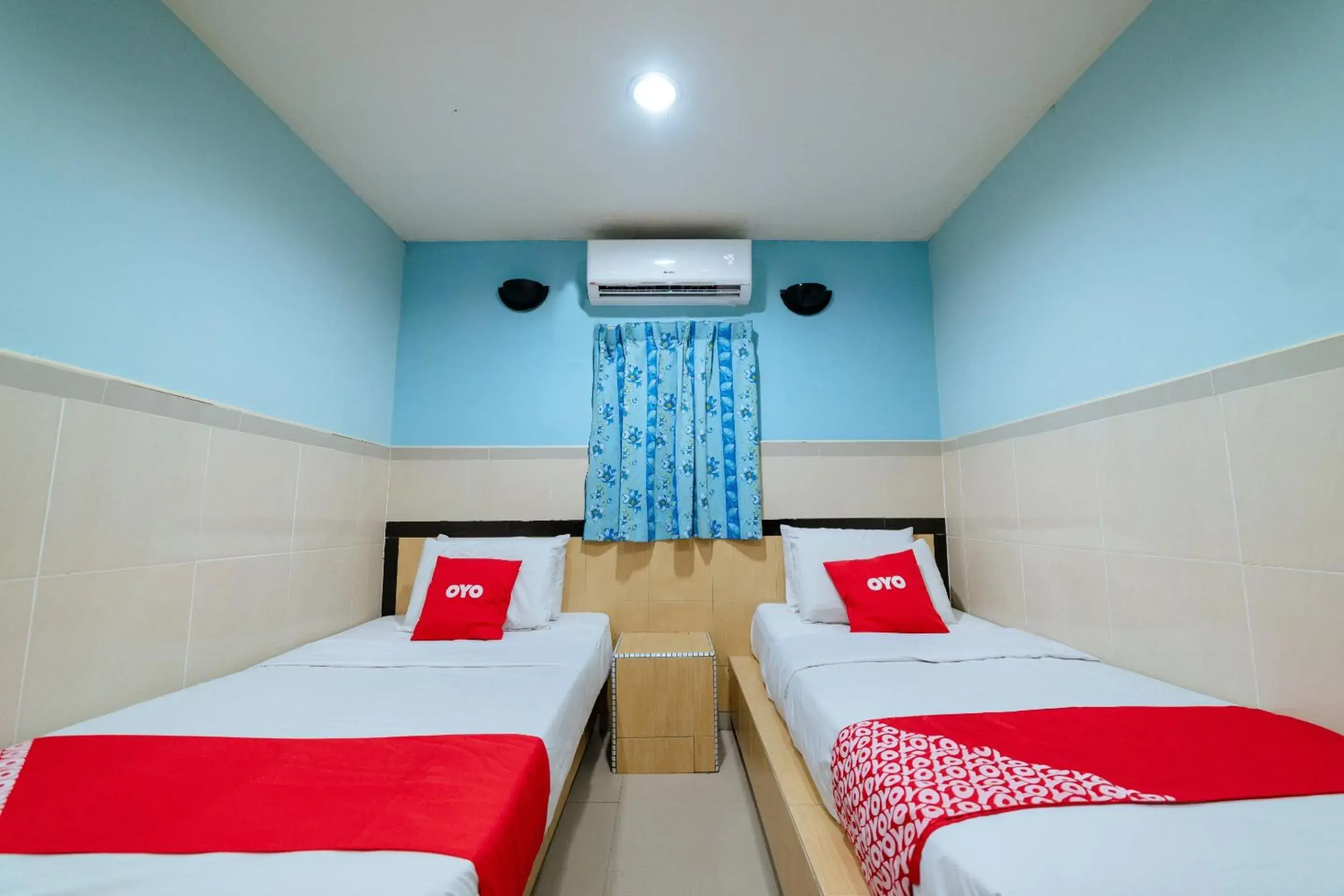 Bedroom, Bed in Hotel O Milion Inn Bedroom, Bed in Hotel O Milion Inn