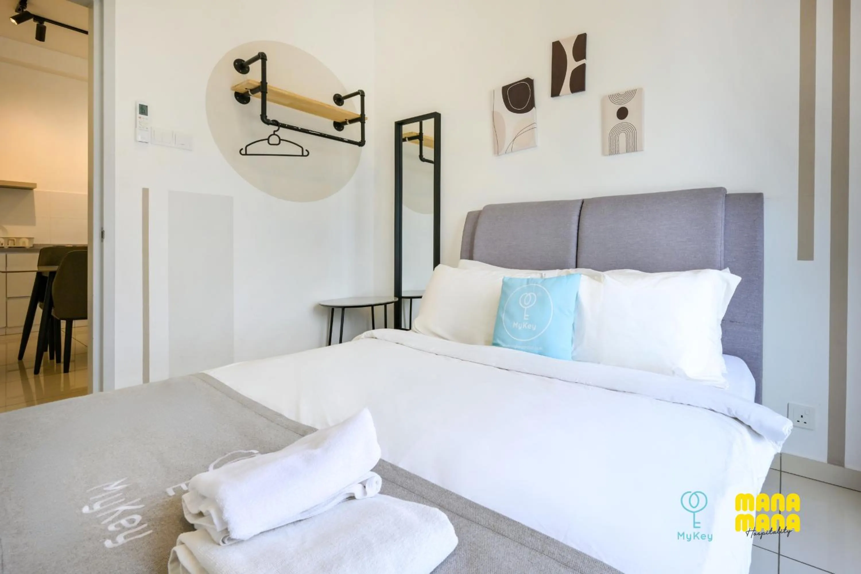 Compact Living 3 Bedroom Suites in The Horizon by MyKey