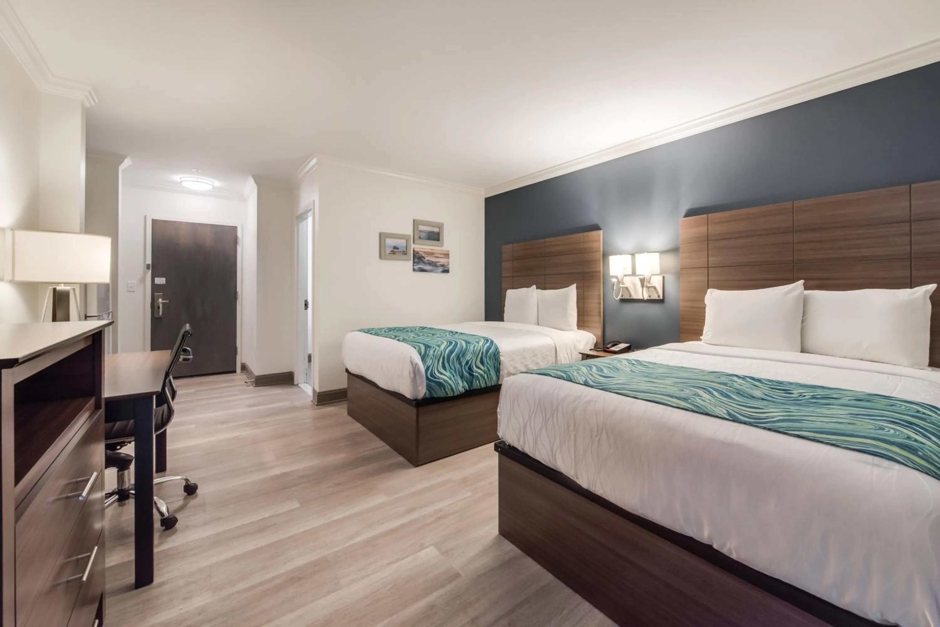 Photo of the whole room in Le Voyageur - a Red Collection Hotel