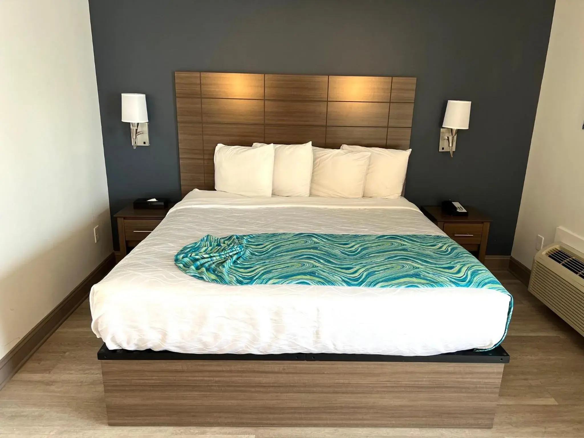 Deluxe King Room with Balcony Smoke Free in Le Voyageur - a Red Collection Hotel Deluxe King Room with Balcony Smoke Free in Le Voyageur - a Red Collection Hotel