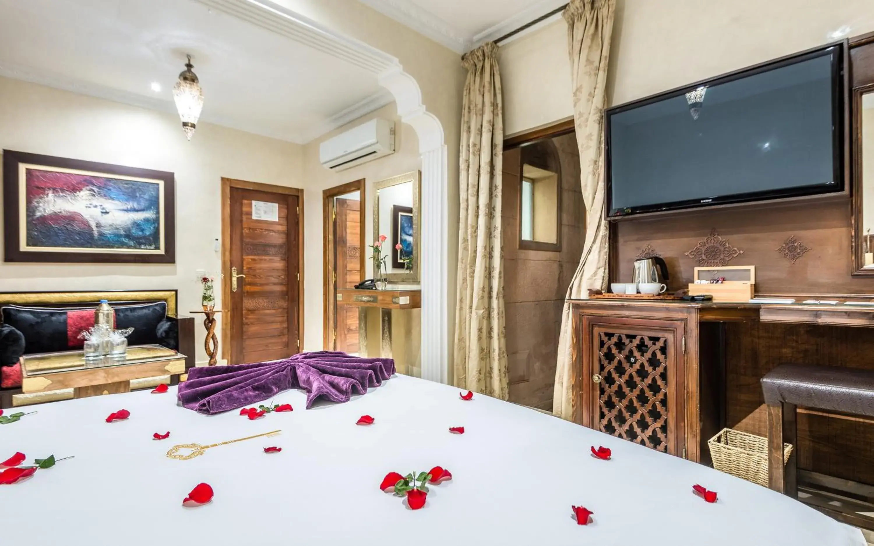 Bedroom in Hivernage Secret Suites & Garden Bedroom in Hivernage Secret Suites & Garden