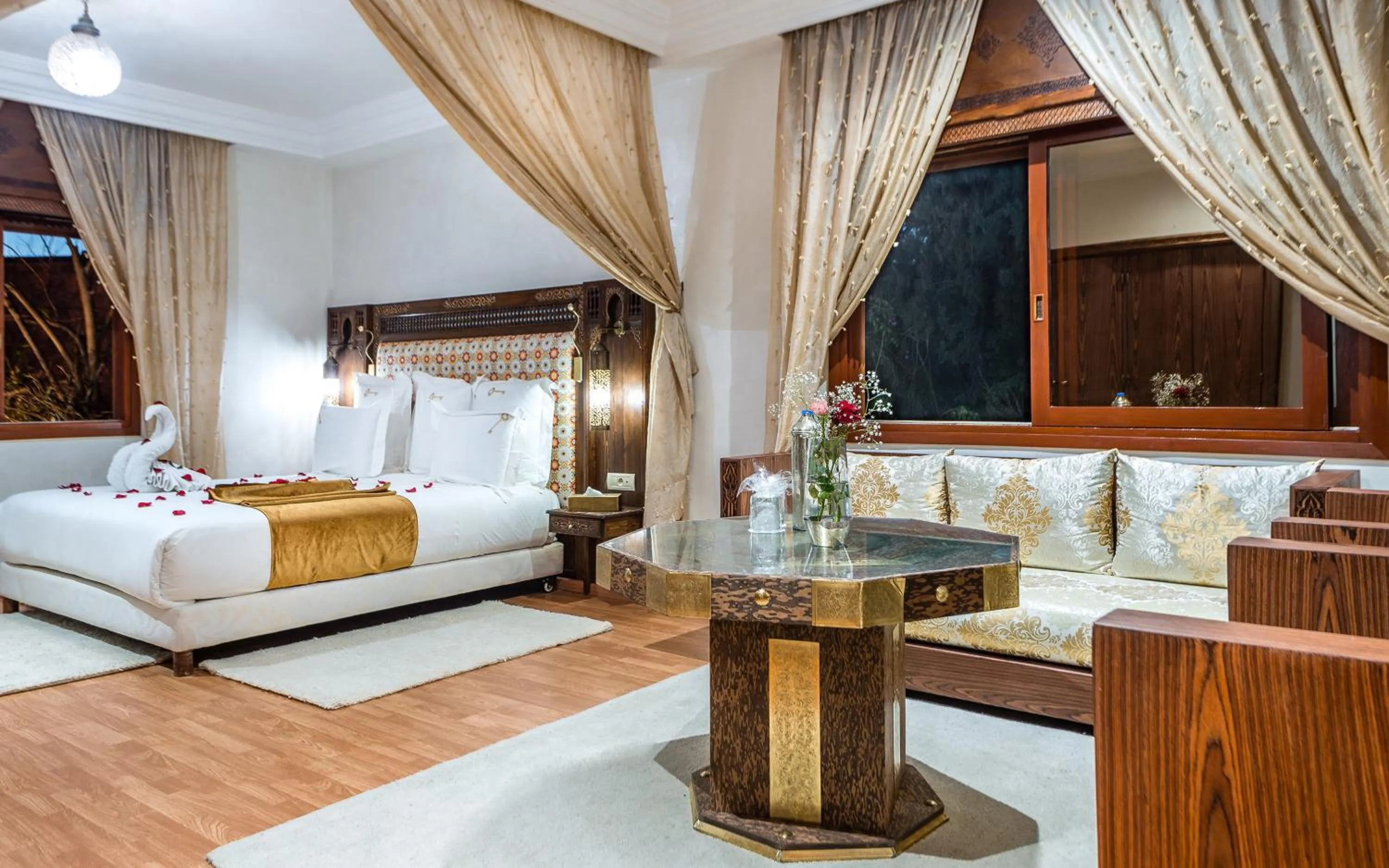 Bedroom in Hivernage Secret Suites & Garden