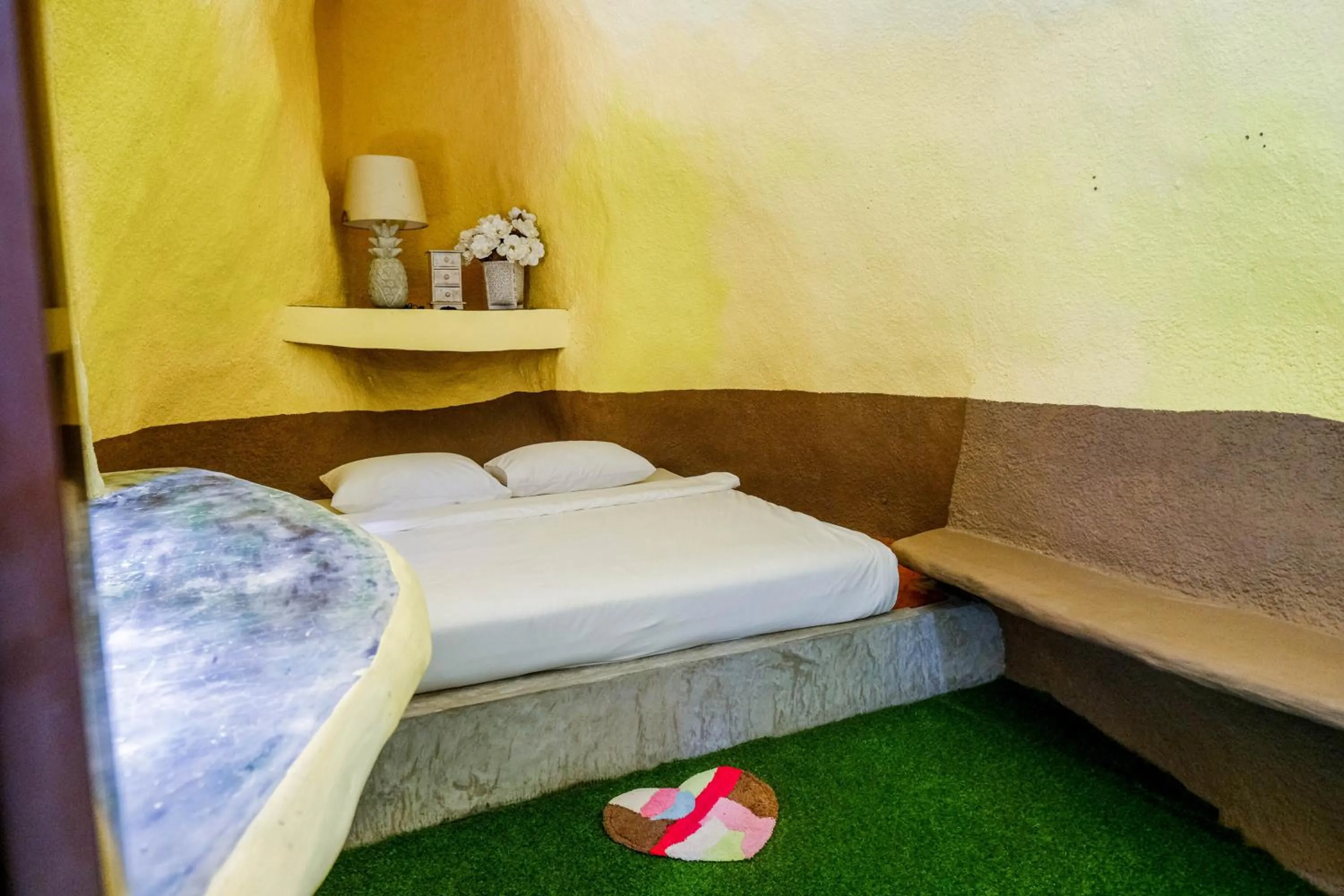 Bedroom, Bed in Bangmara Hill