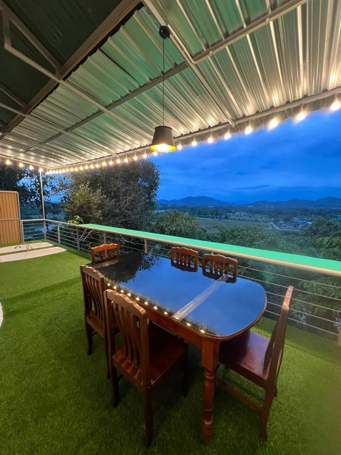 Seating area in Bangmara Hill