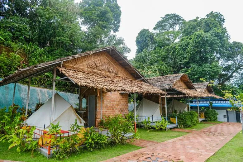 Guests in Bangmara Hill