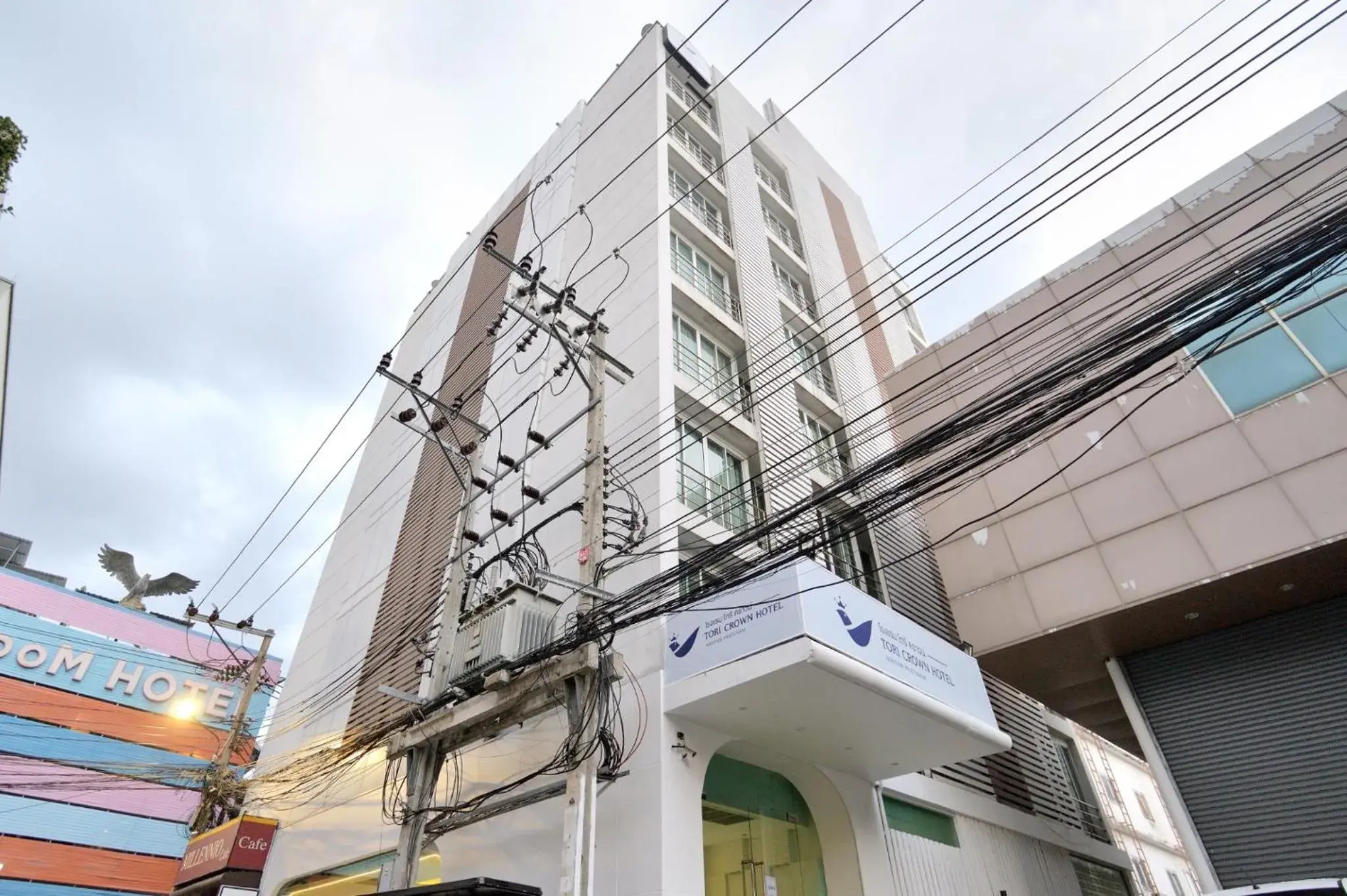 Property building in Tori crown hotel Property building in Tori crown hotel