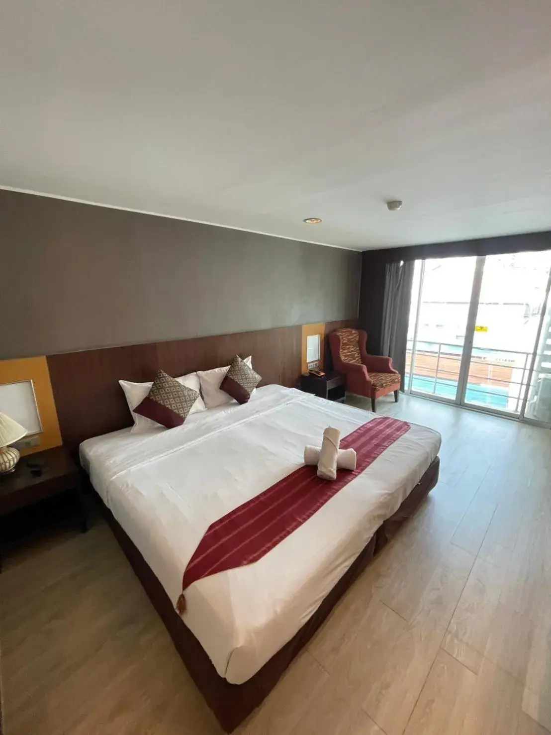 Bed in Tori crown hotel Bed in Tori crown hotel