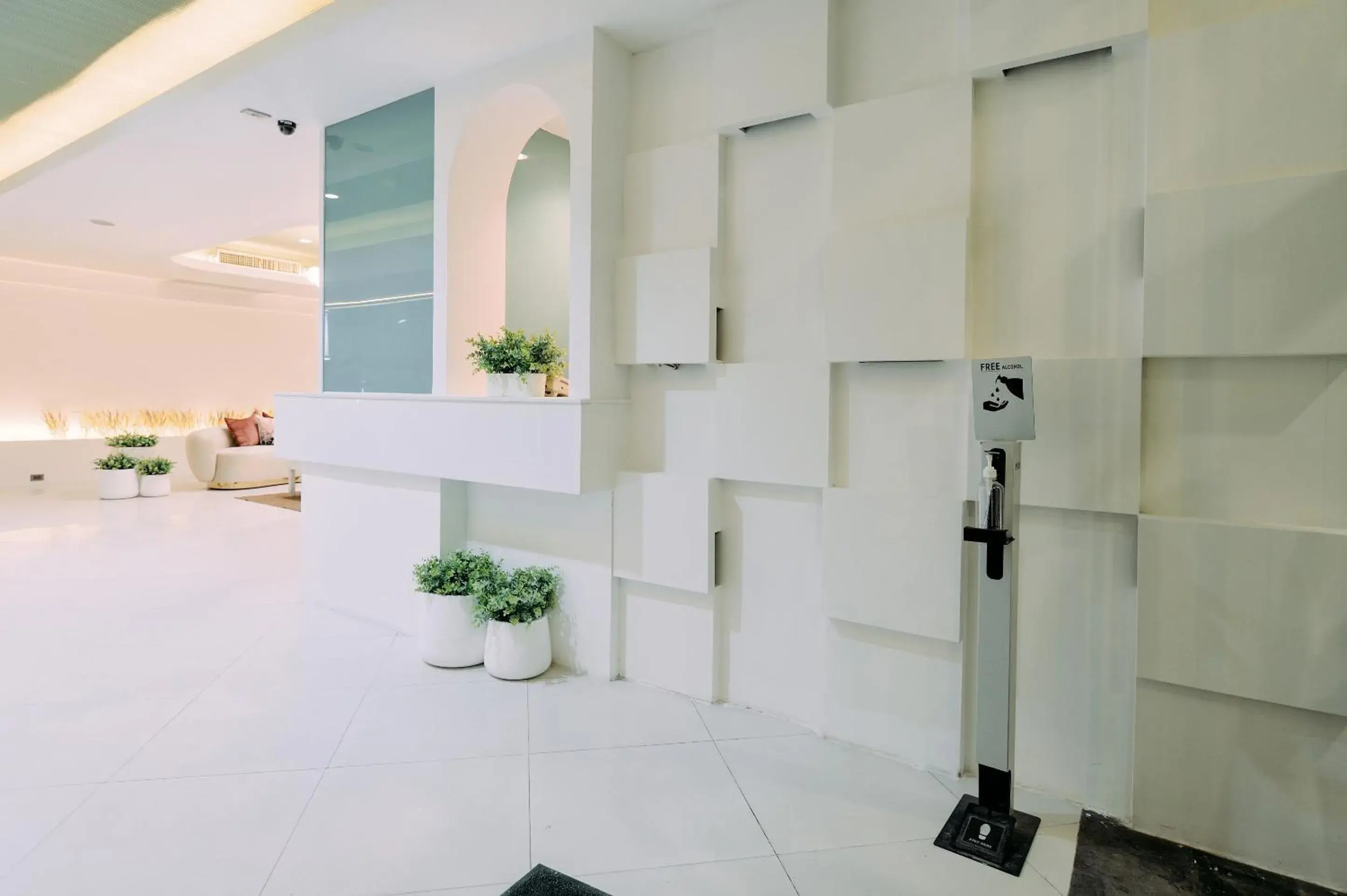 Lobby or reception in Tori crown hotel Lobby or reception in Tori crown hotel