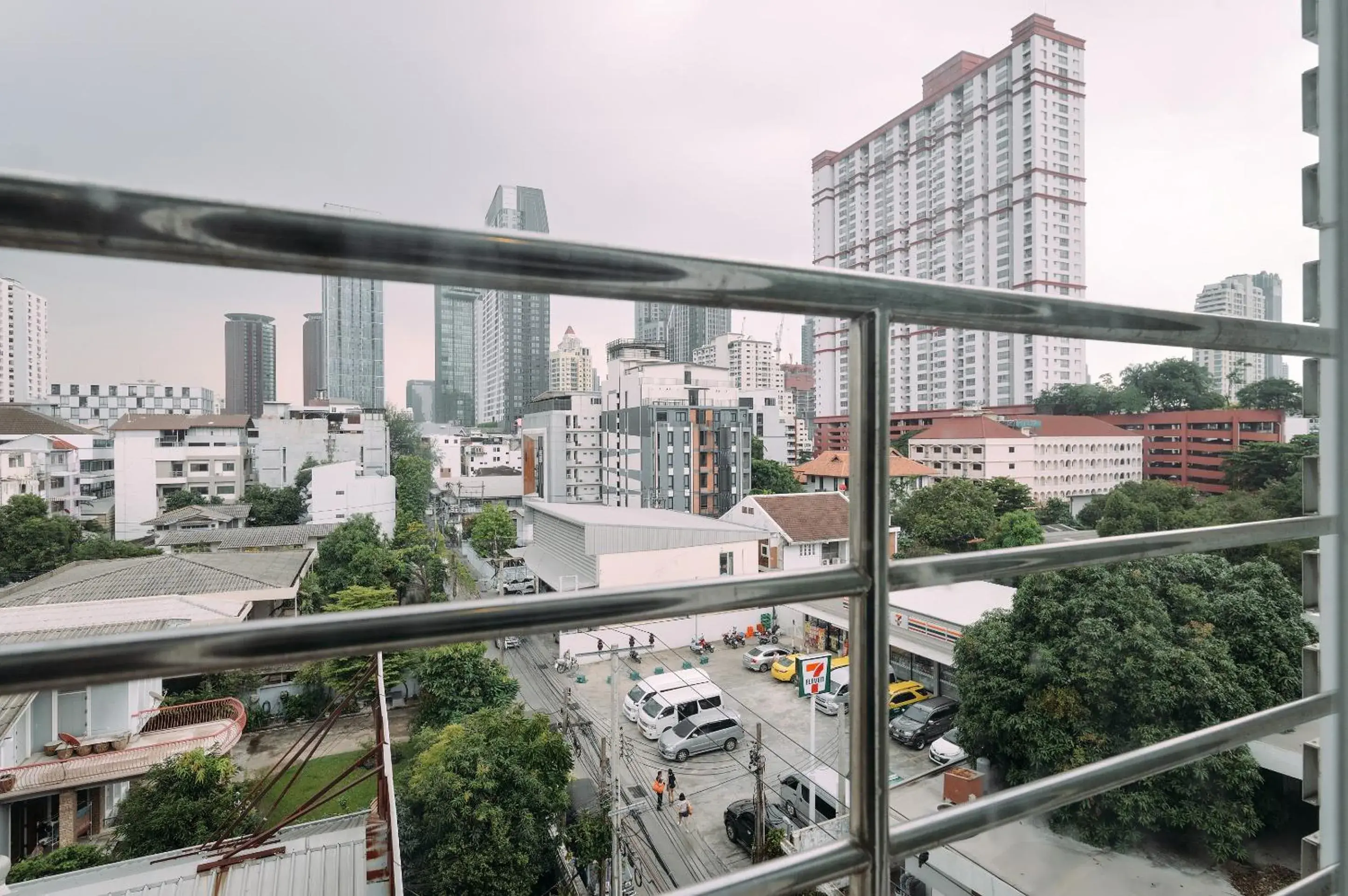 Property building in Tori crown hotel Property building in Tori crown hotel