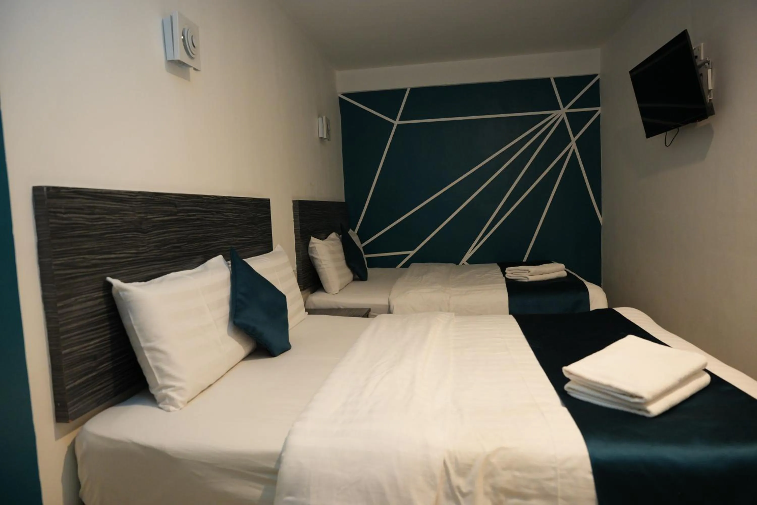 Bedroom, Bed in V Hotel Titiwangsa