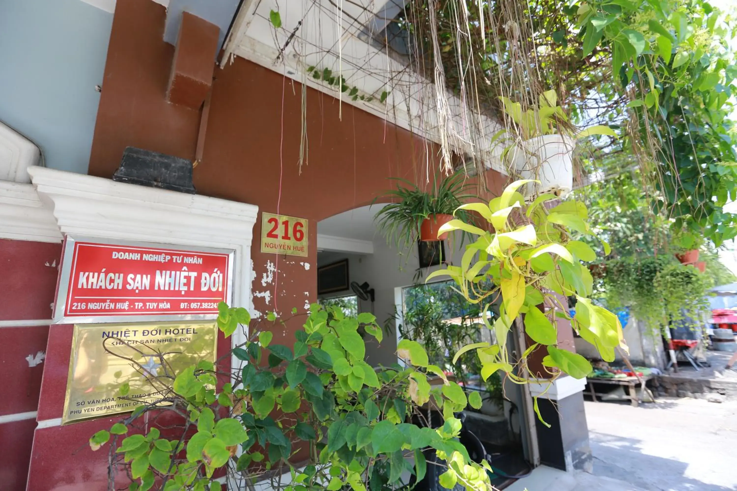 Property building in Nhiet Doi Hotel Property building in Nhiet Doi Hotel