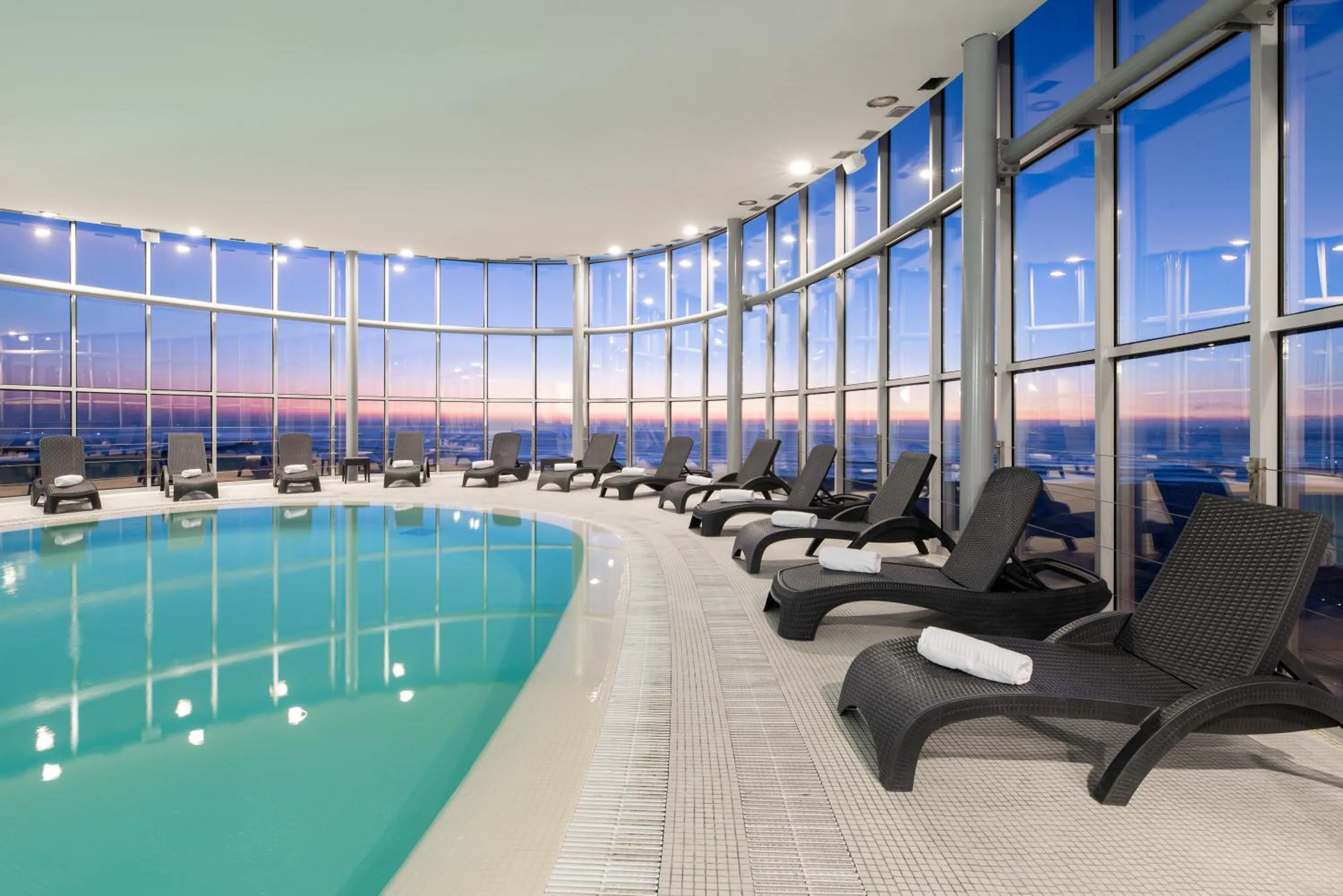 Eurostars Oasis Plaza