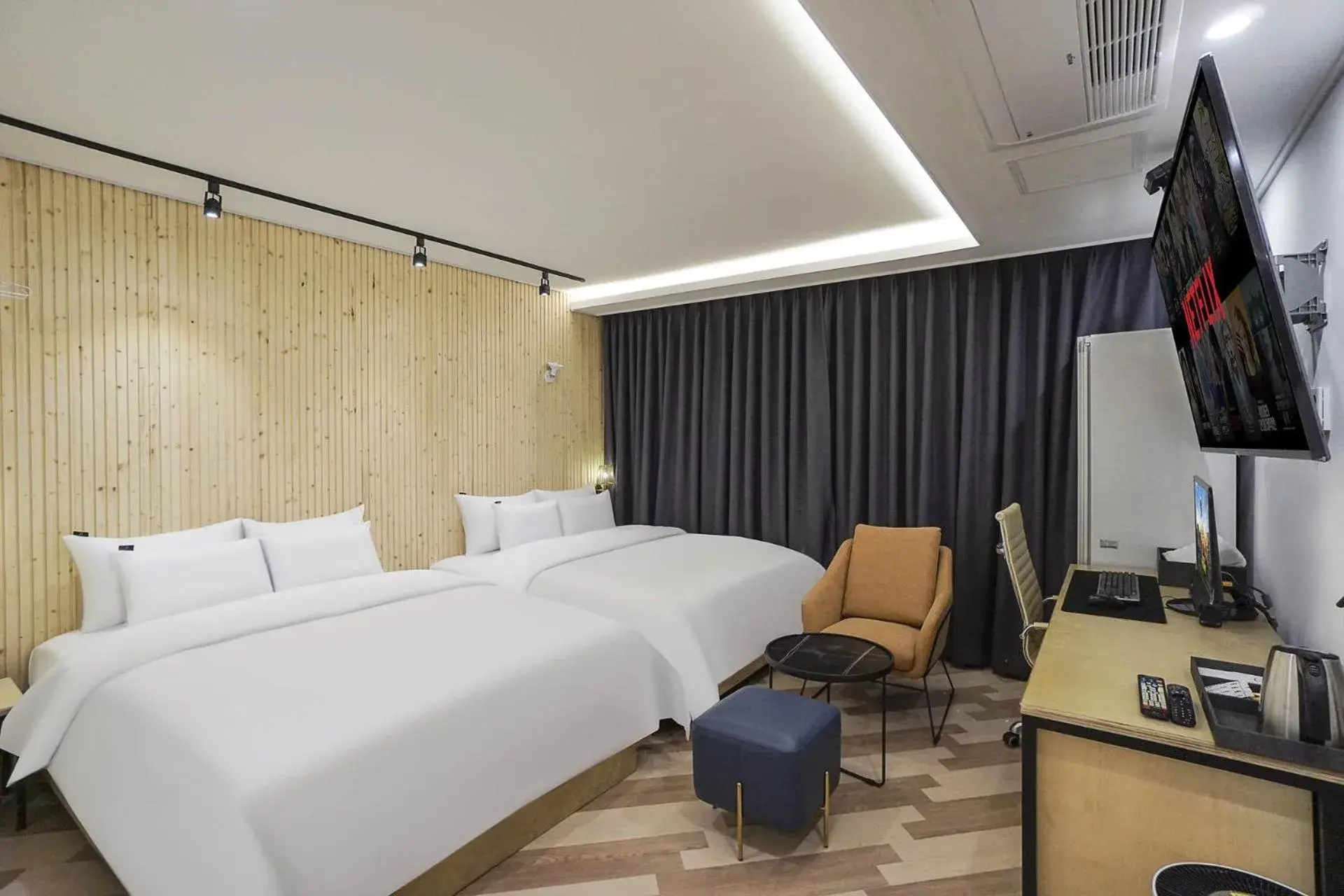 Family Room in Aden Hotel Family Room in Aden Hotel