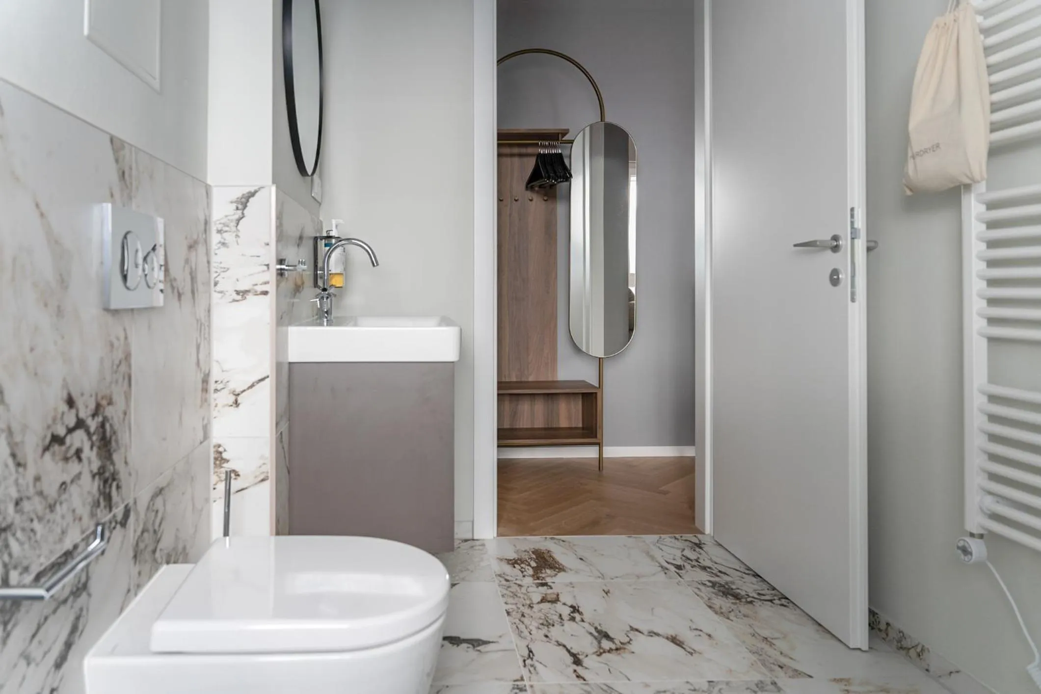 Toilet in Numa Vienna Terra