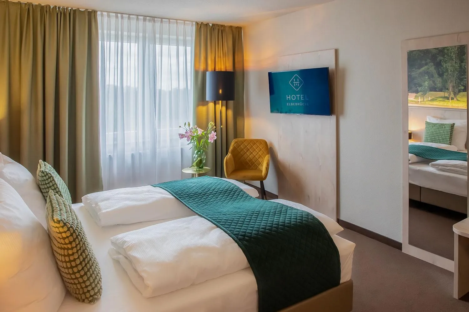 Bed in Hotel Restaurant Elbebrücke