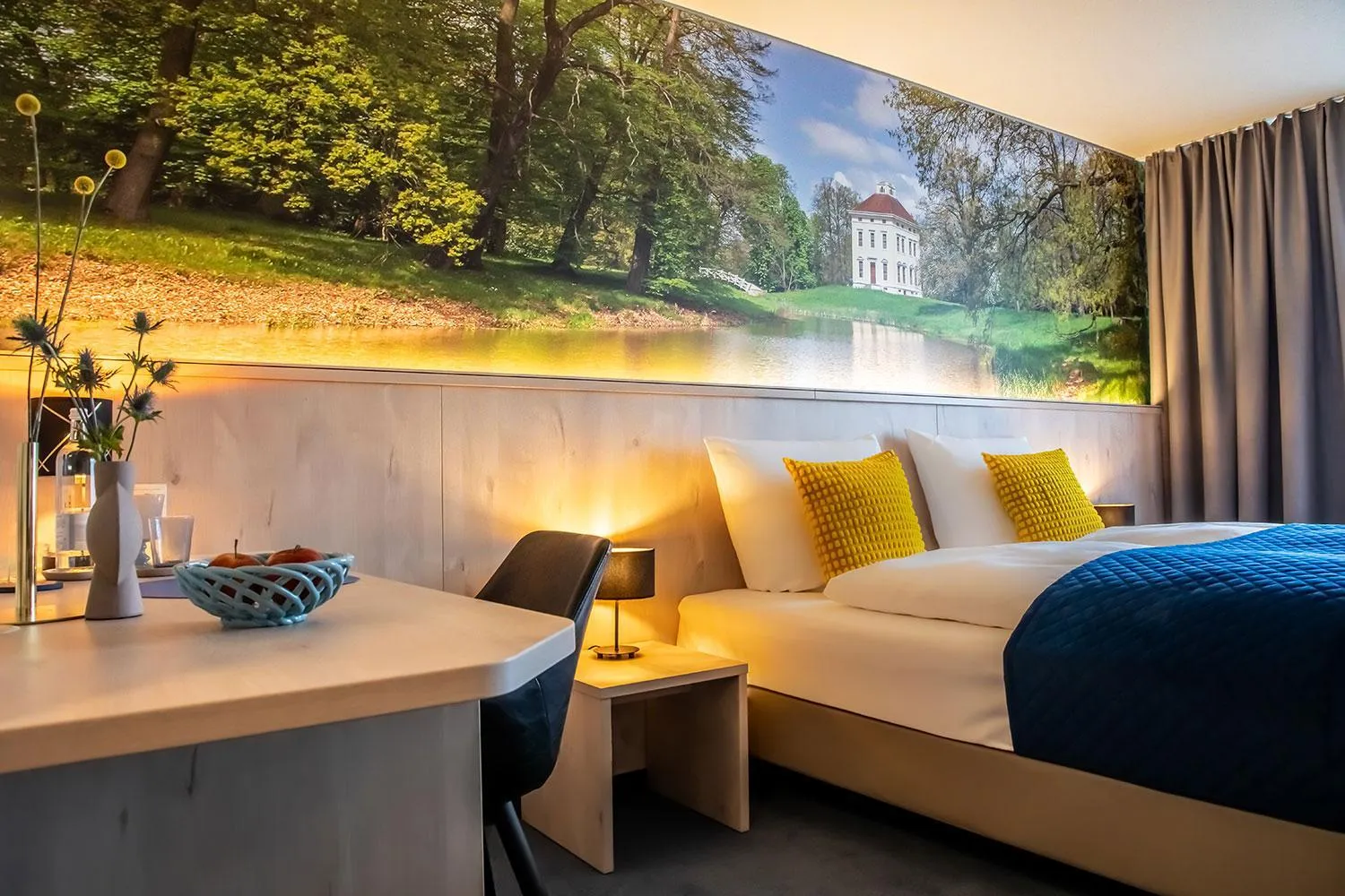 Bedroom, Bed in Hotel Restaurant Elbebrücke