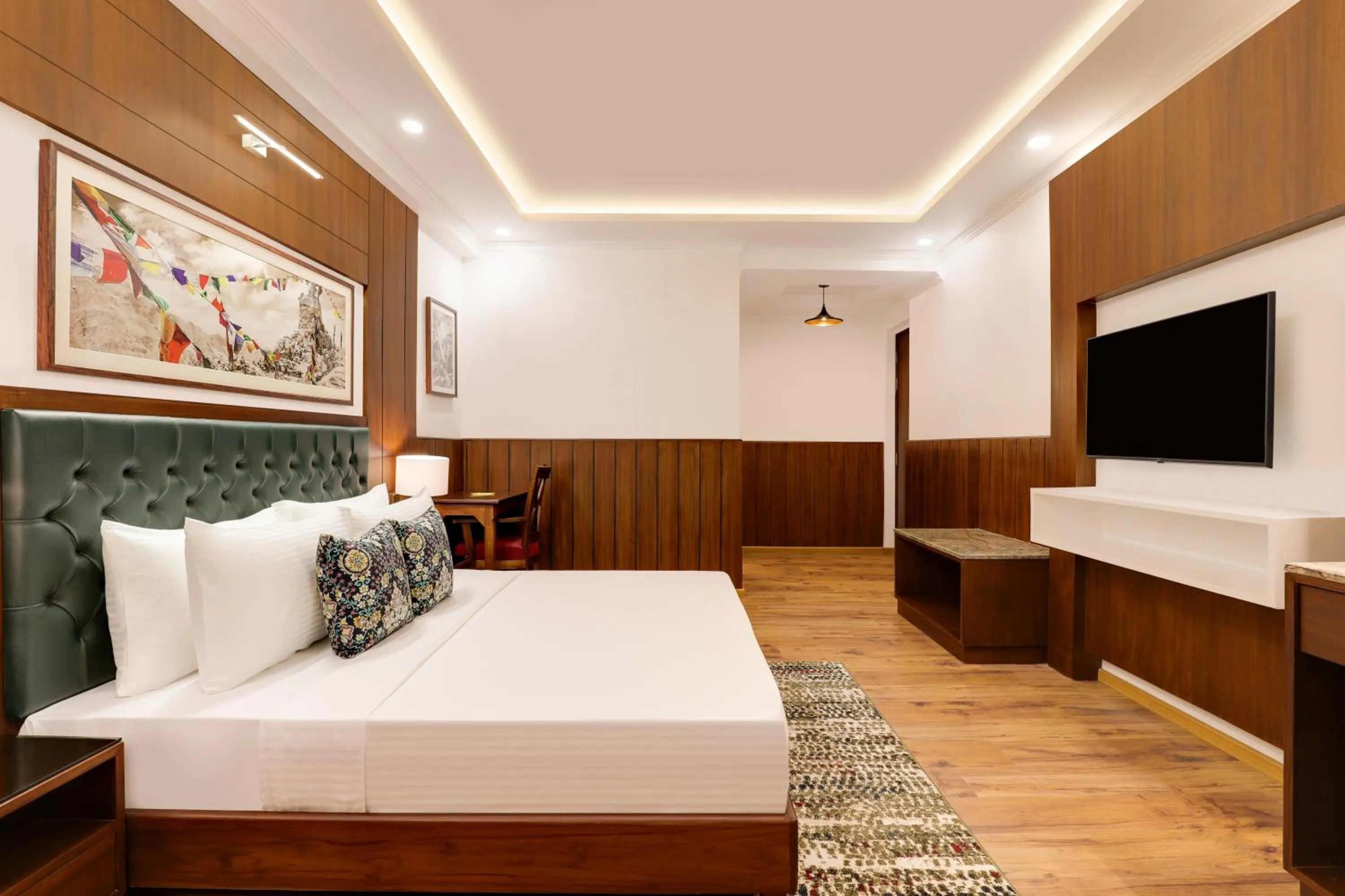 Bed in Lemon Tree Hotel, Mcleodganj