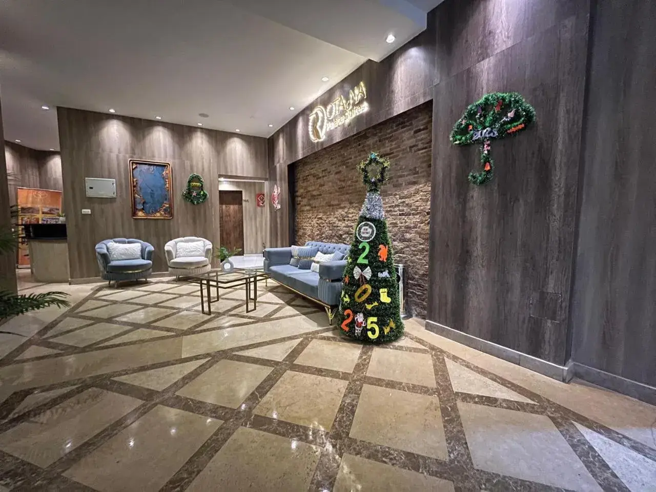 Rotana Palace Suites Rotana Palace Suites