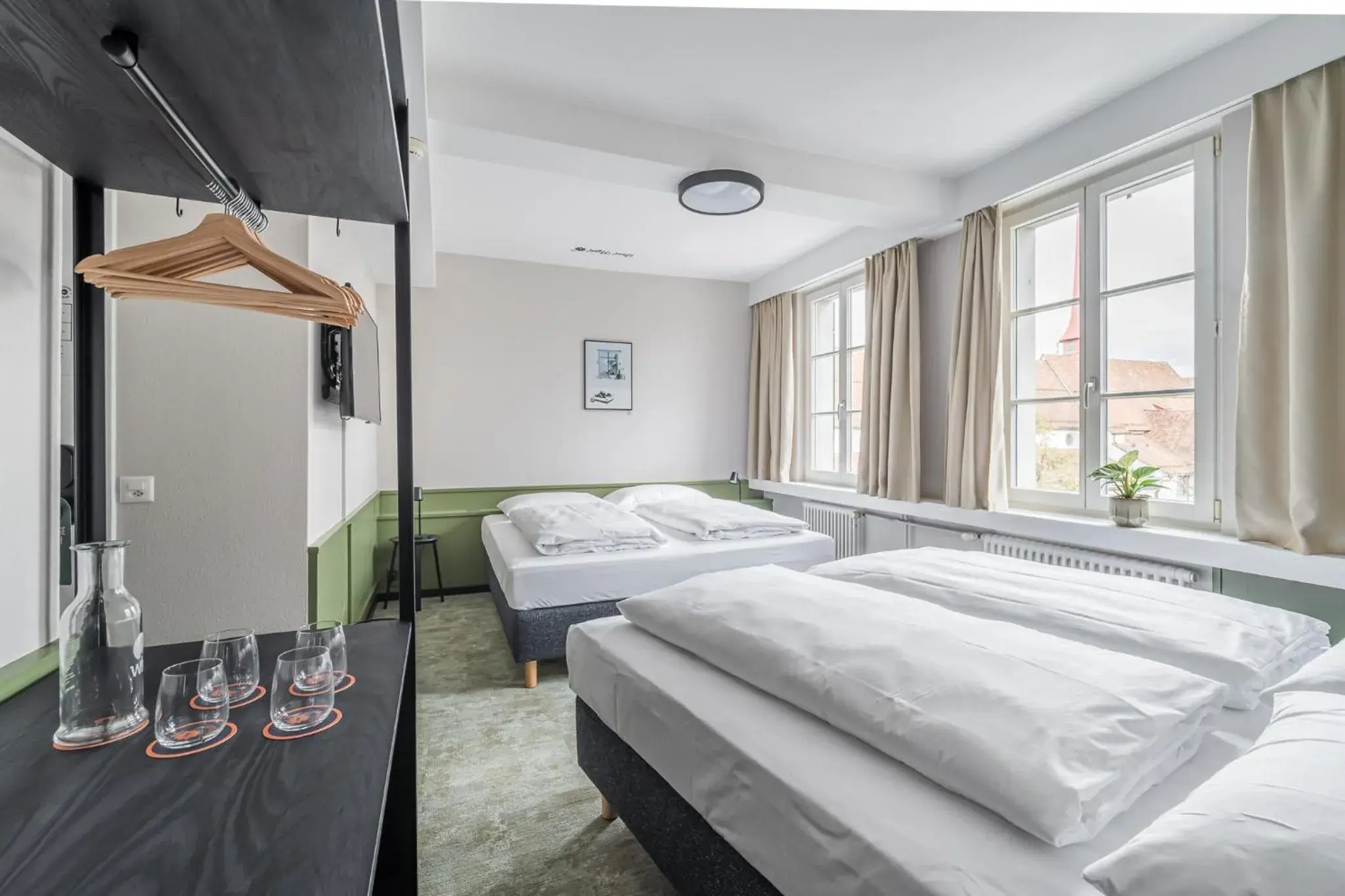 Standard Quadruple Room in Hotel Goldener Stern - Self check-in Standard Quadruple Room in Hotel Goldener Stern - Self check-in