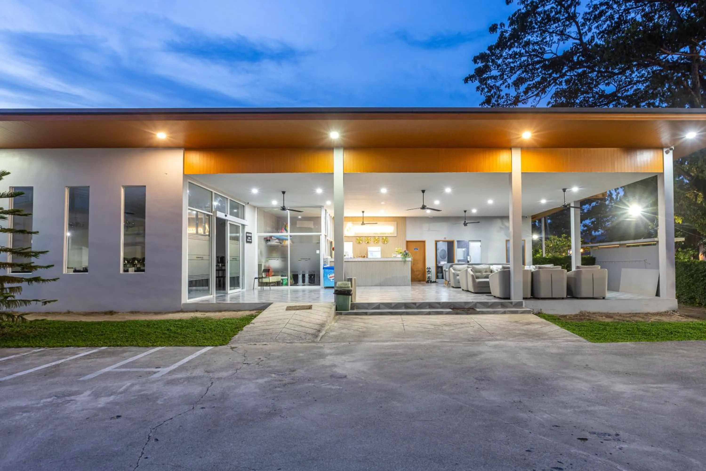 Property building in Andaman Sea Best Pool Access and Villas