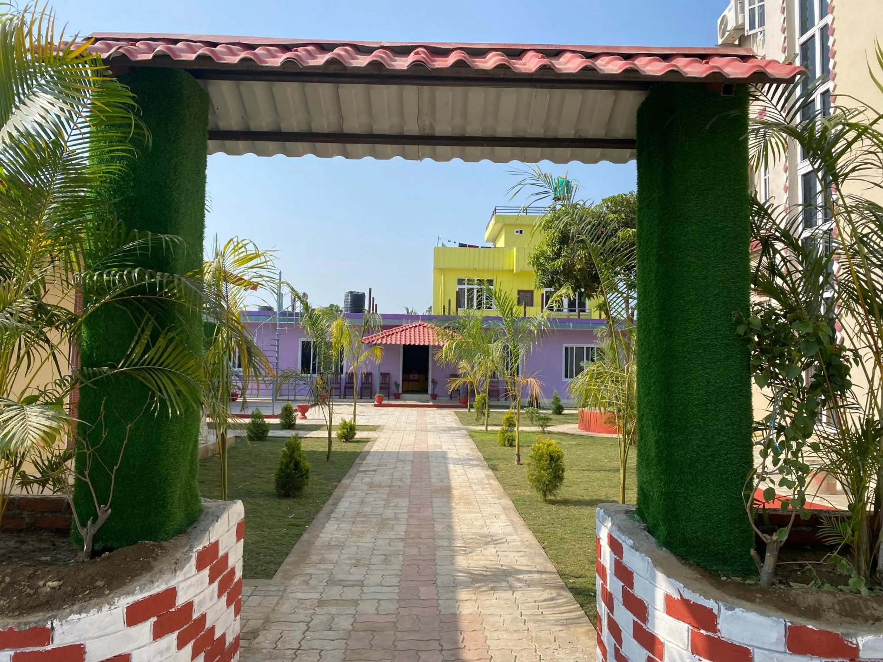 Garden in Hotel Kavya Inn