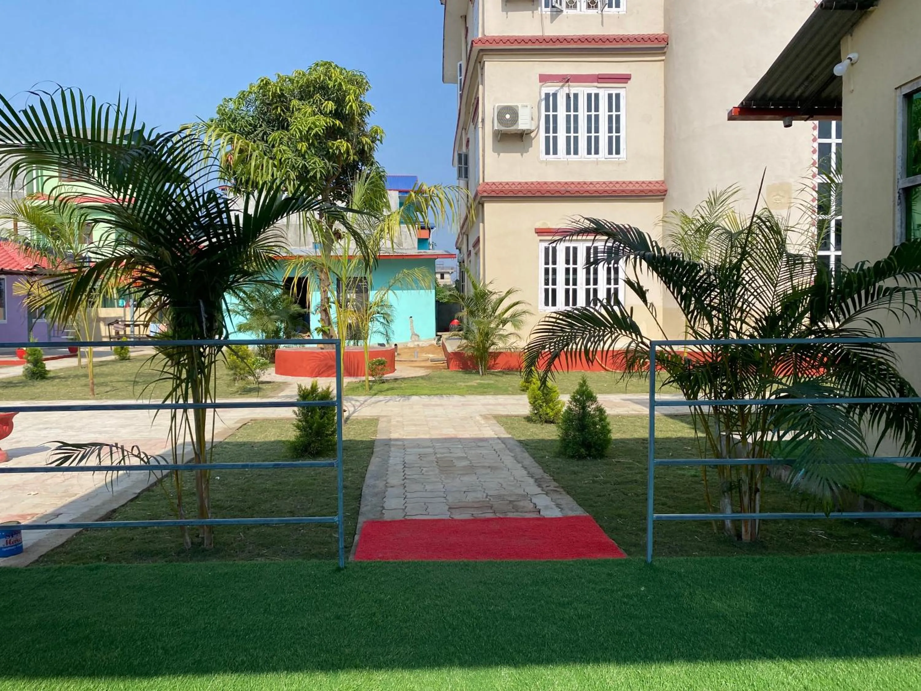 Garden in Hotel Kavya Inn