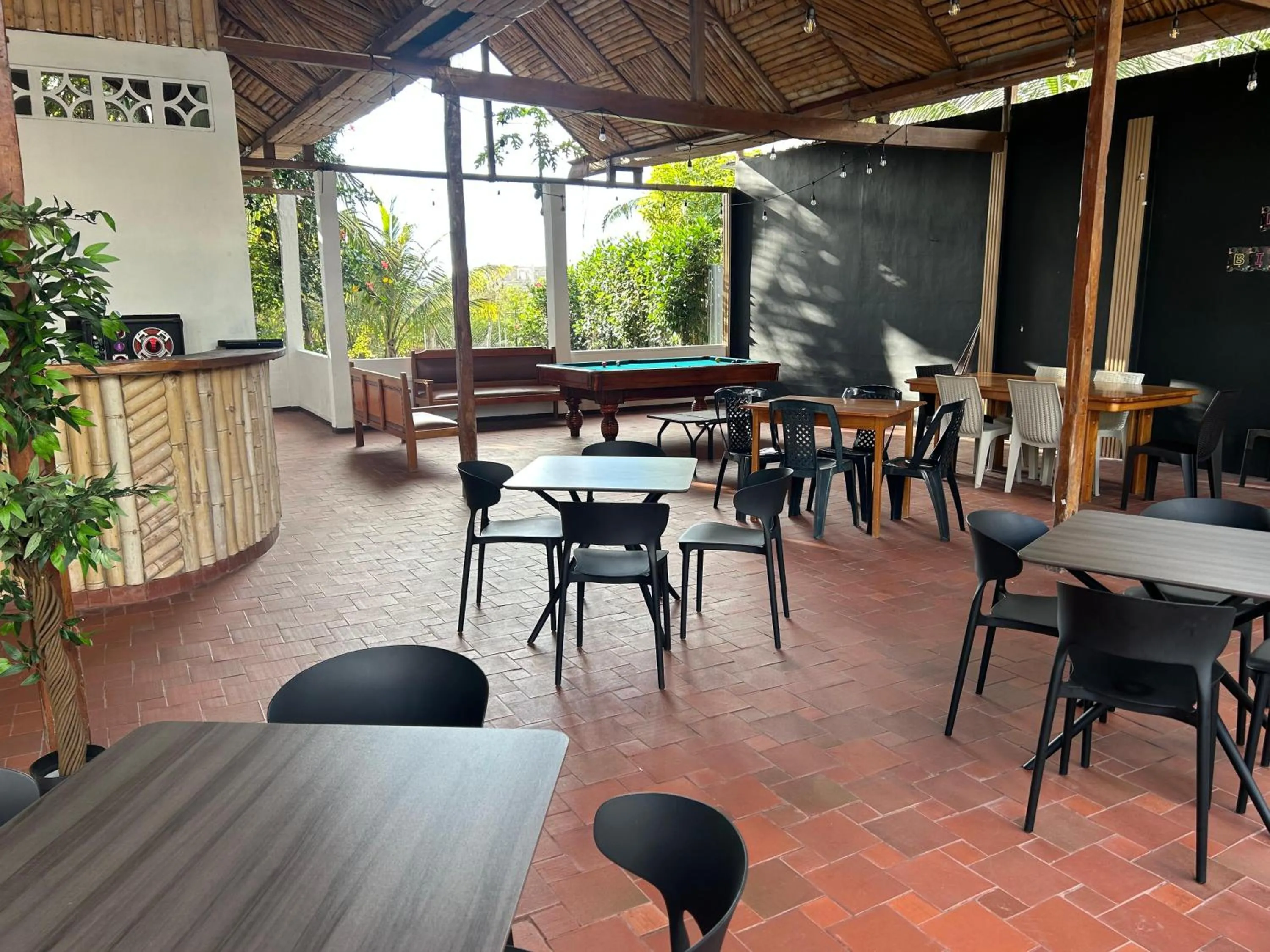 Restaurant/places to eat in Hotel Mar Azul