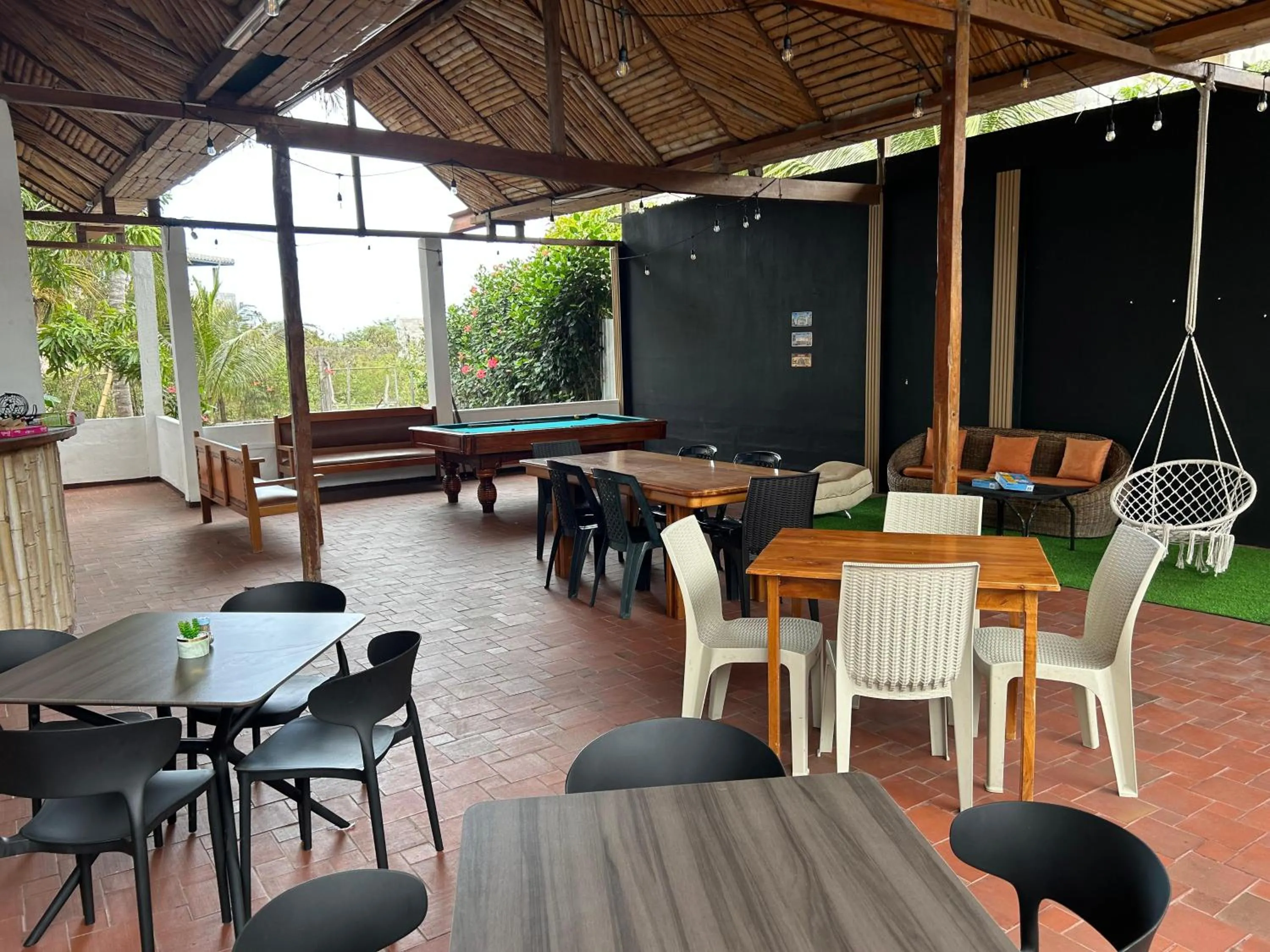 Restaurant/places to eat in Hotel Mar Azul