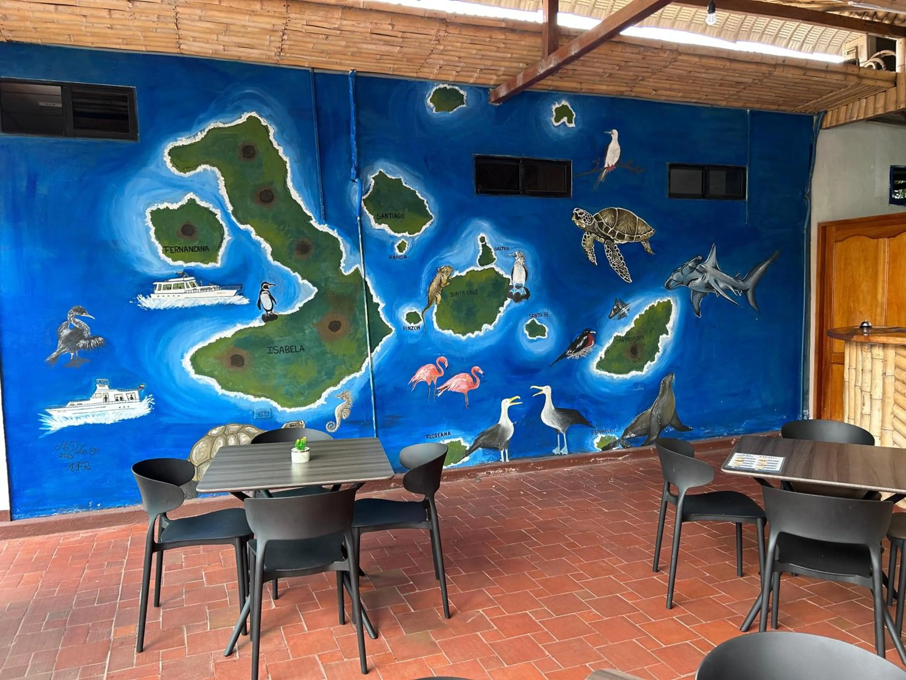 Restaurant/places to eat in Hotel Mar Azul