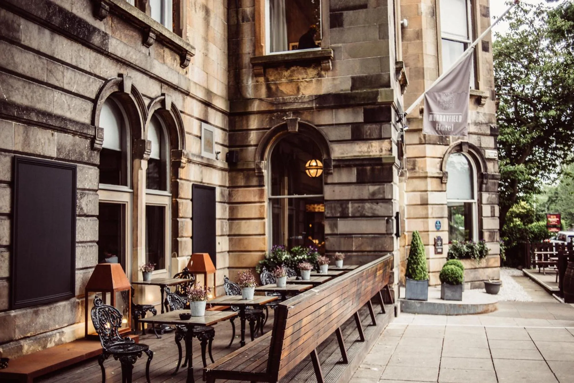 Patio in Murrayfield Hotel