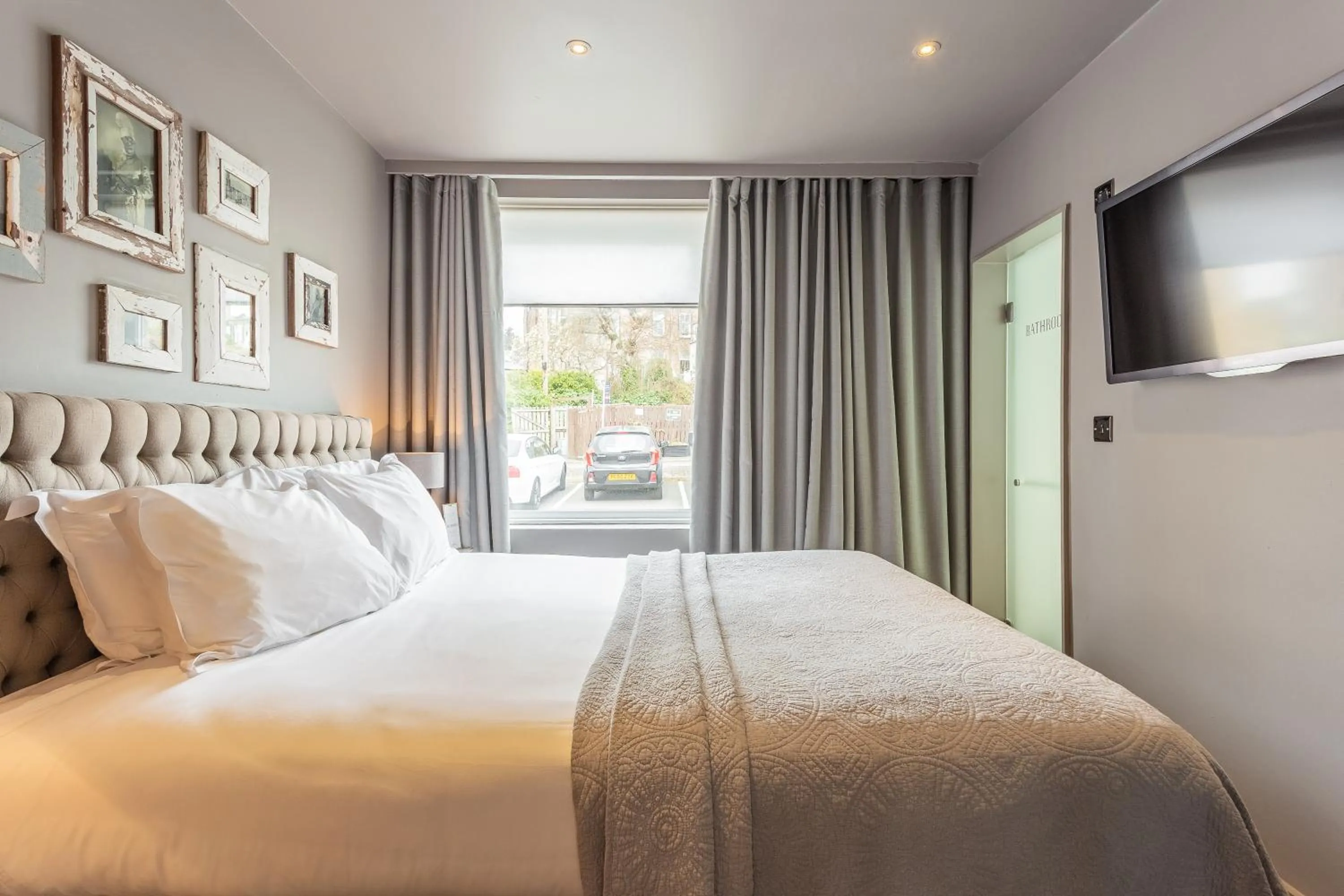 Bedroom, Bed in Murrayfield Hotel