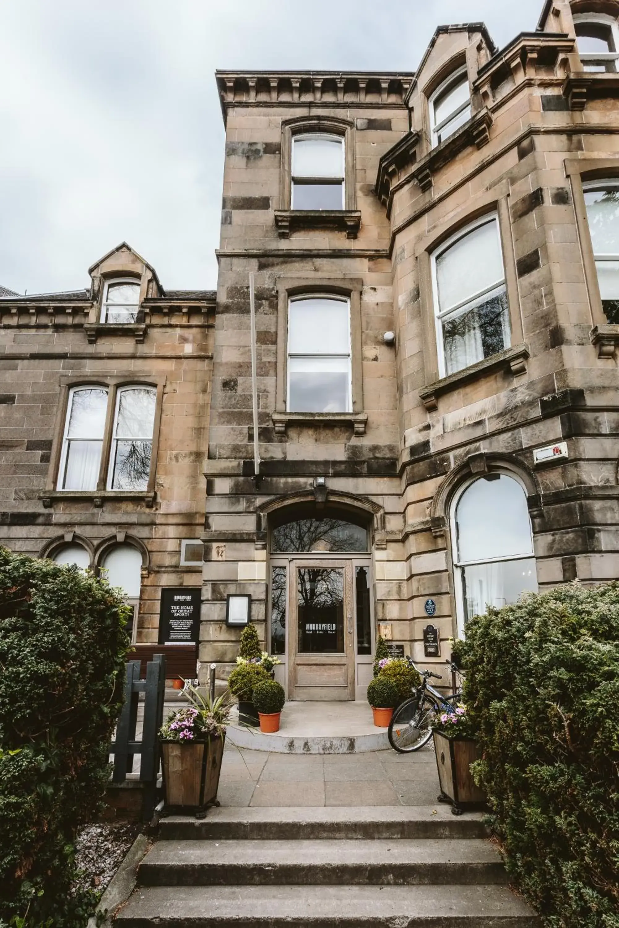 Property building in Murrayfield Hotel Property building in Murrayfield Hotel