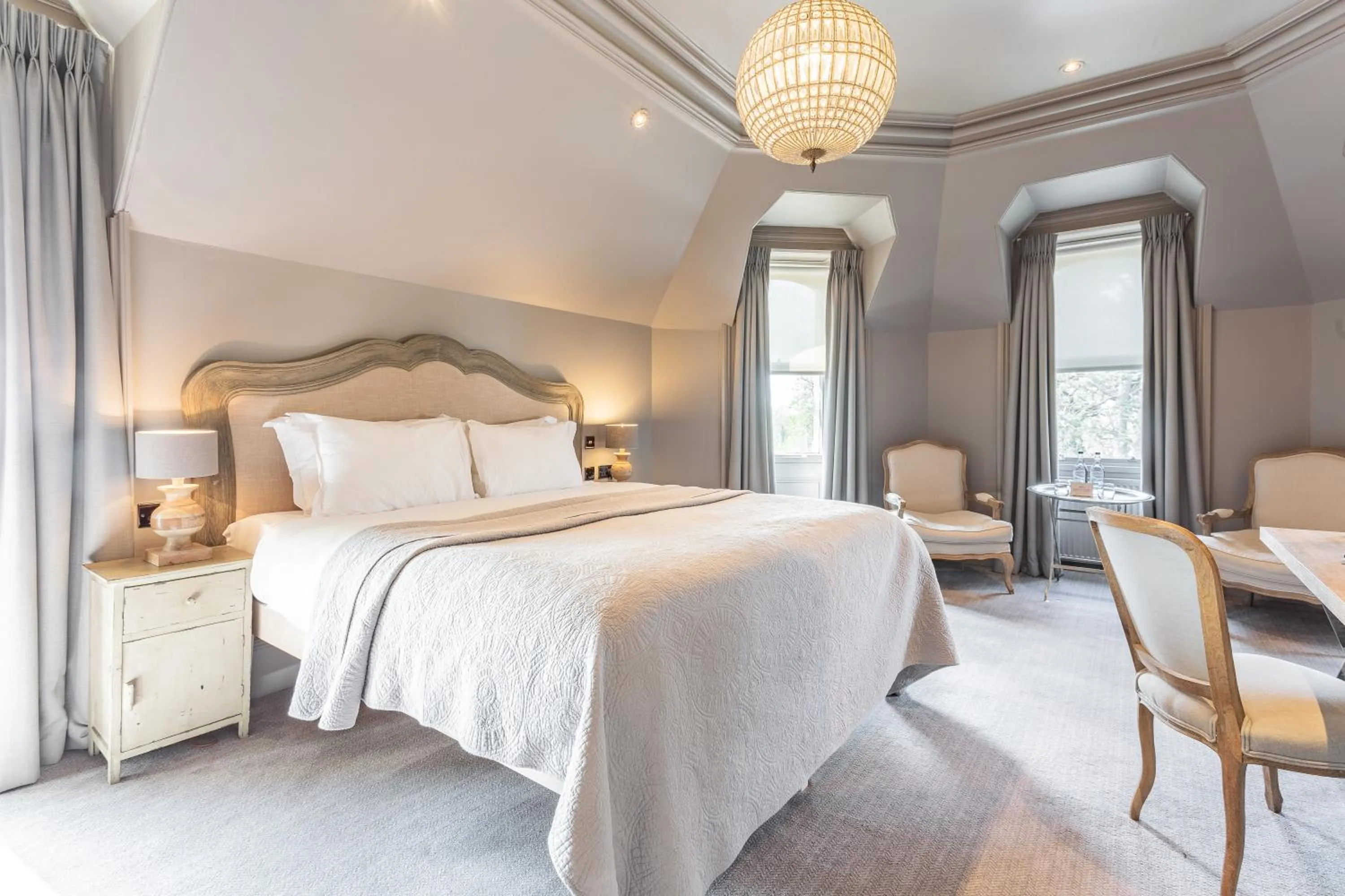 Bed in Murrayfield Hotel