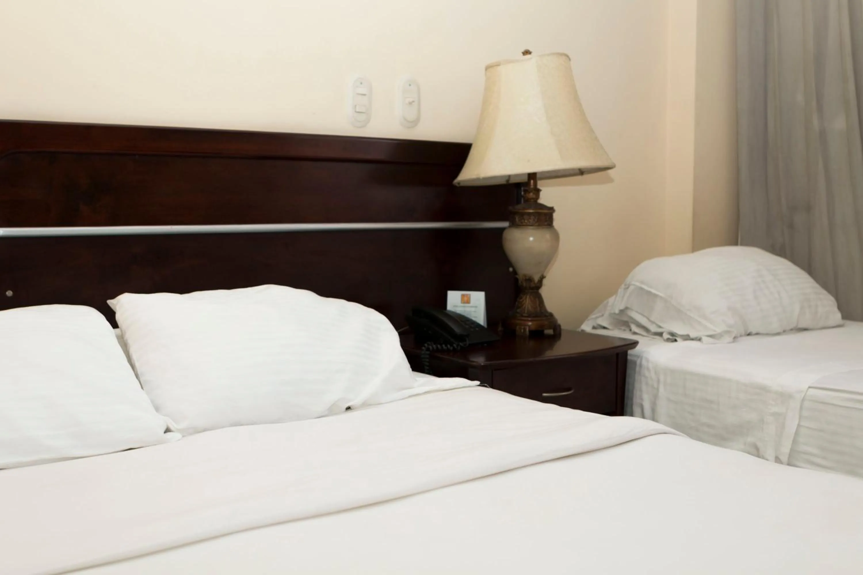 Bedroom, Bed in Hotel Novo