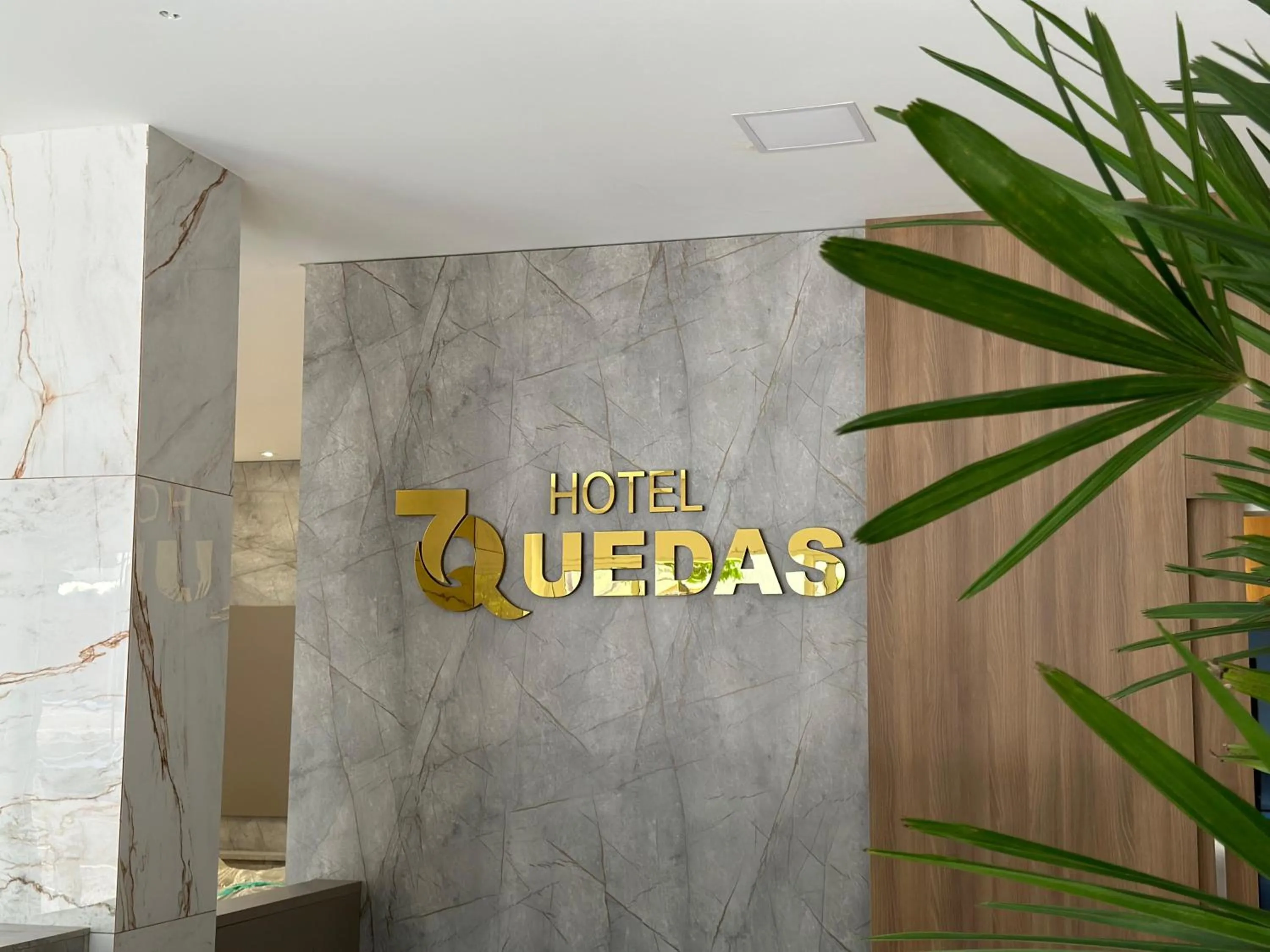 Lobby or reception in Hotel 7 Quedas