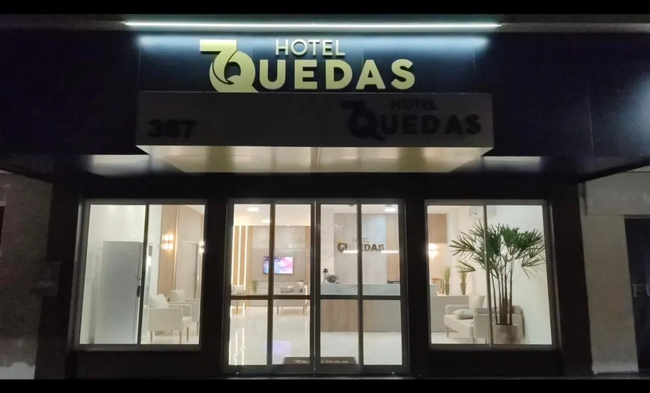 Facade/entrance in Hotel 7 Quedas