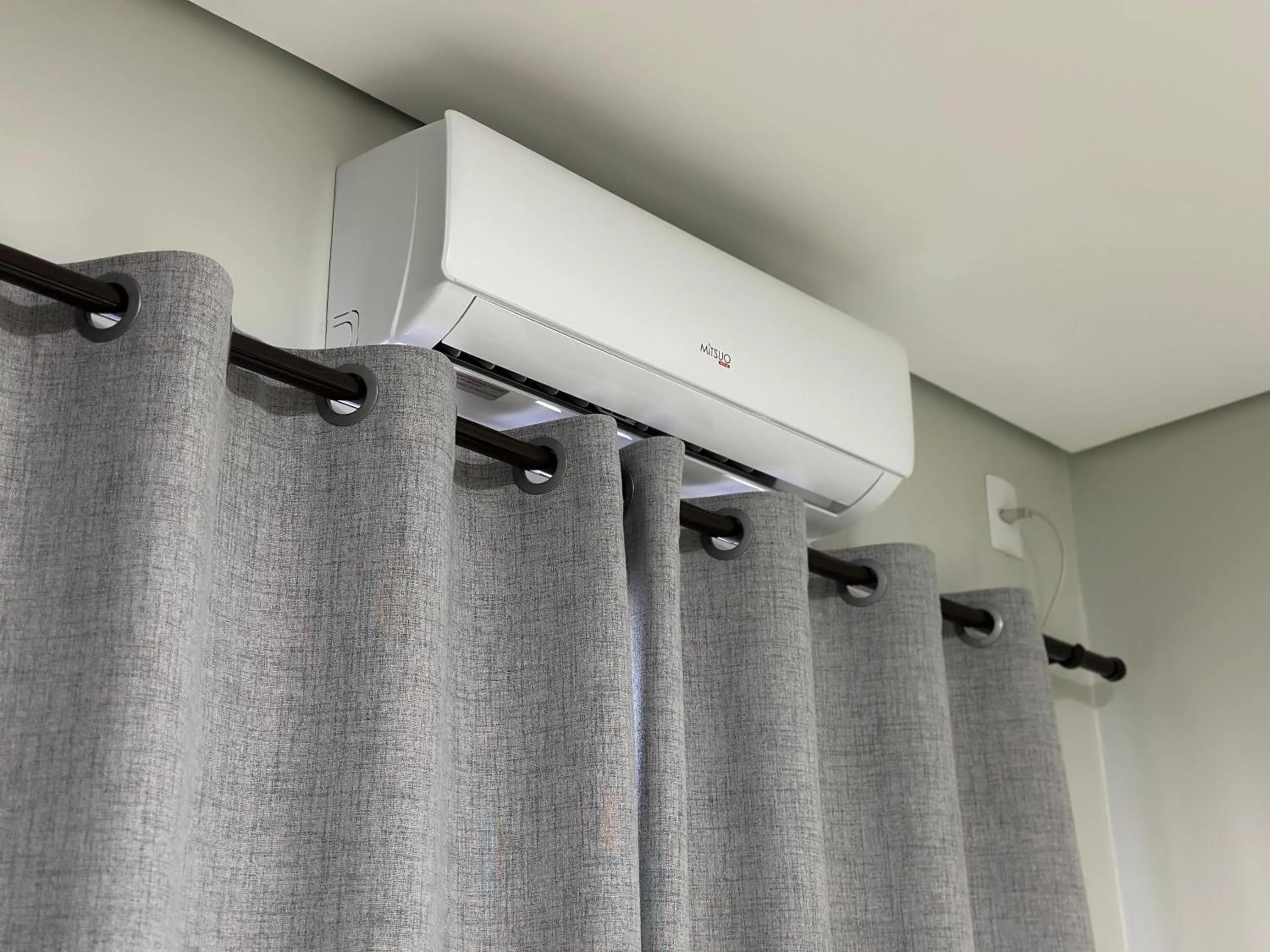 air conditioner in Hotel 7 Quedas