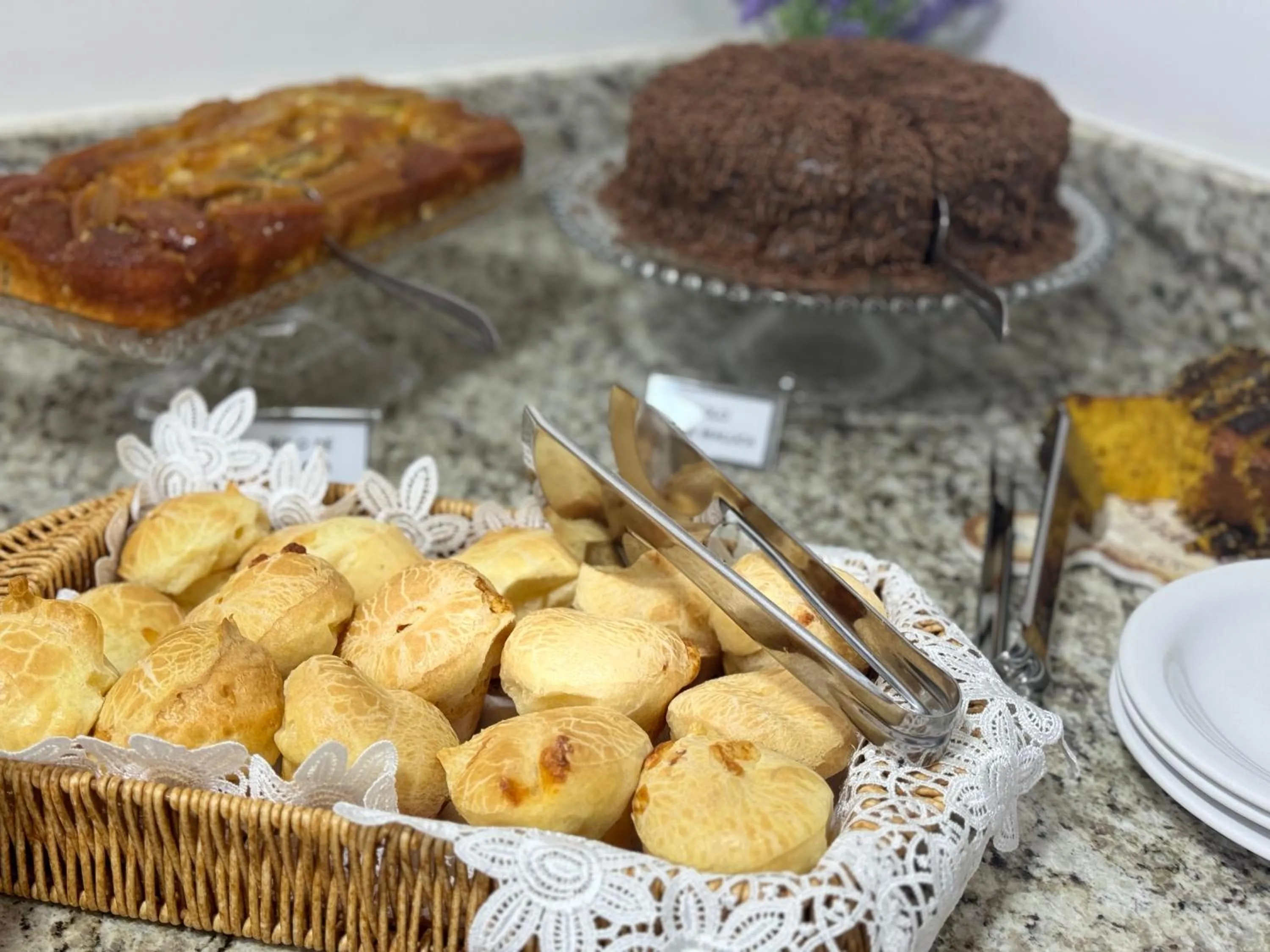 Buffet breakfast in Hotel 7 Quedas