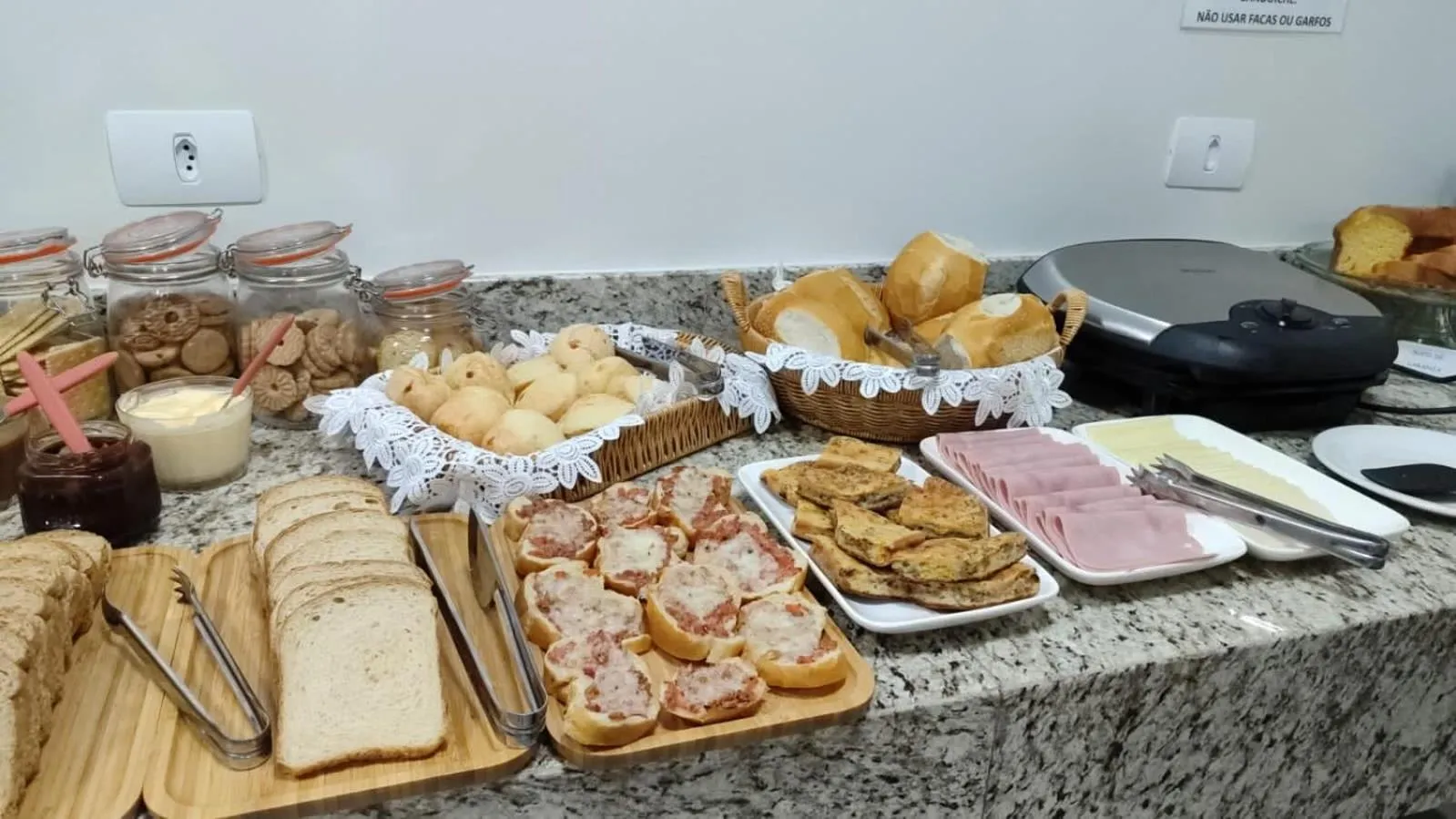Breakfast in Hotel 7 Quedas