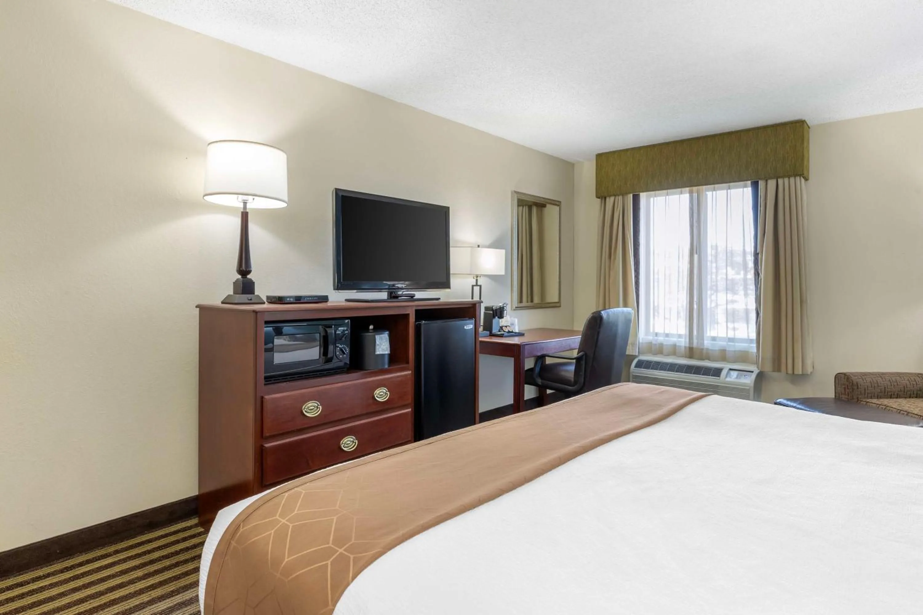 Bedroom, Bed in Best Western Plus Sikeston