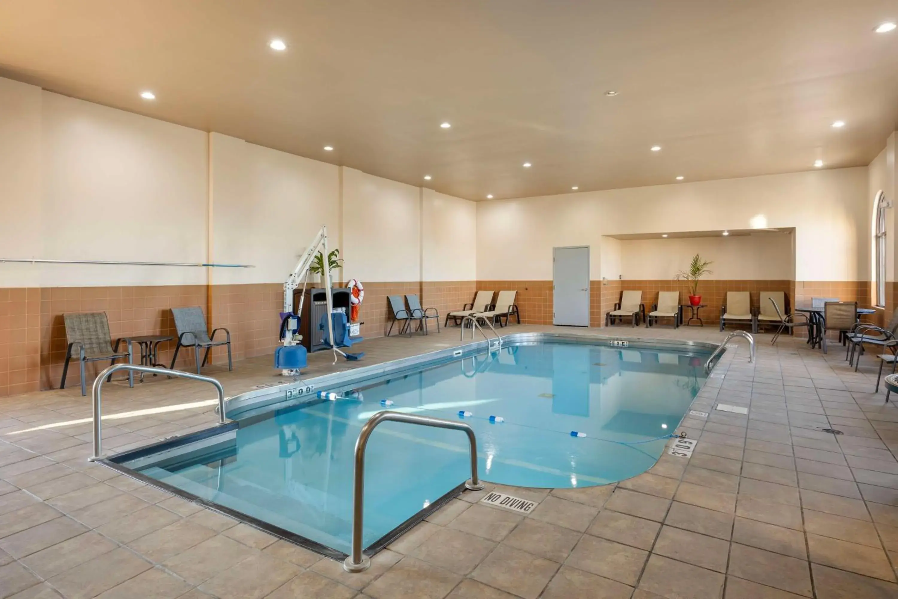 Pool view in Best Western Plus Sikeston Pool view in Best Western Plus Sikeston