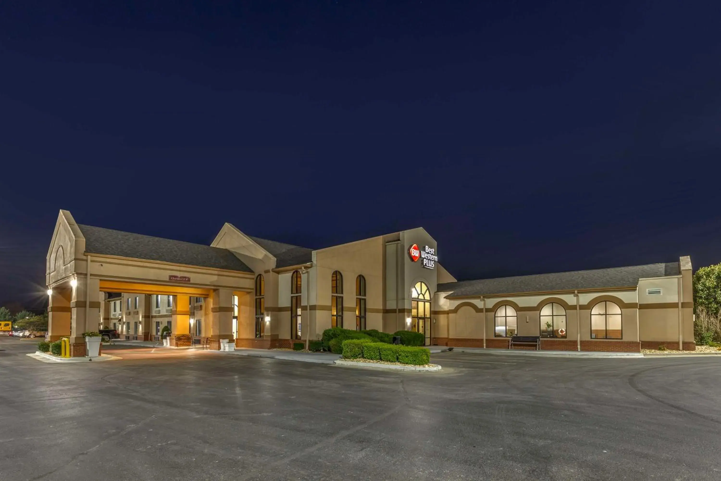 Property building in Best Western Plus Sikeston Property building in Best Western Plus Sikeston