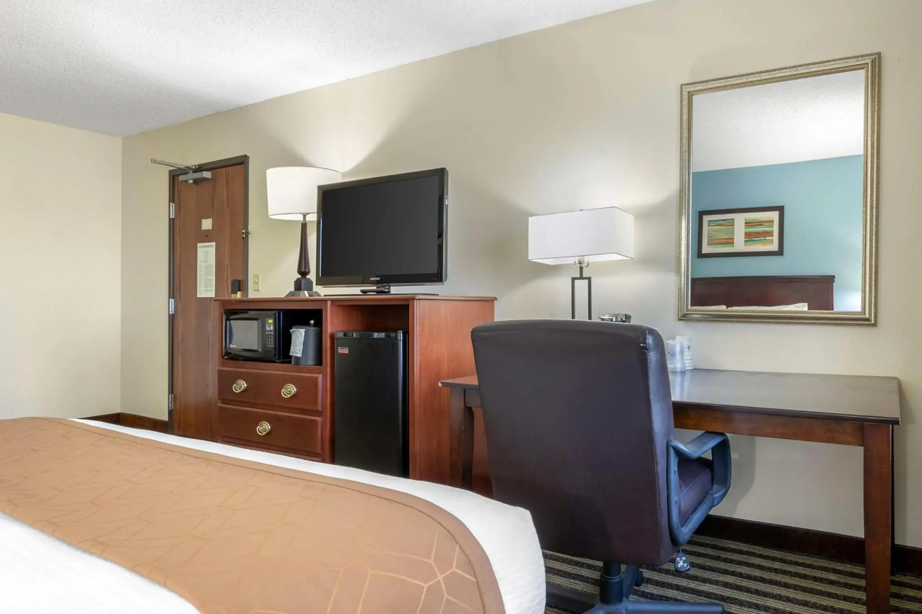 Bedroom, Bed in Best Western Plus Sikeston Bedroom, Bed in Best Western Plus Sikeston