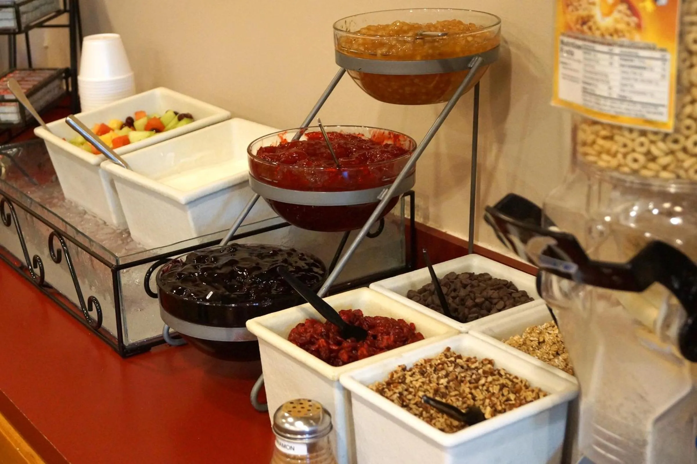 Continental breakfast in Hollywood Casino Joliet Hotel